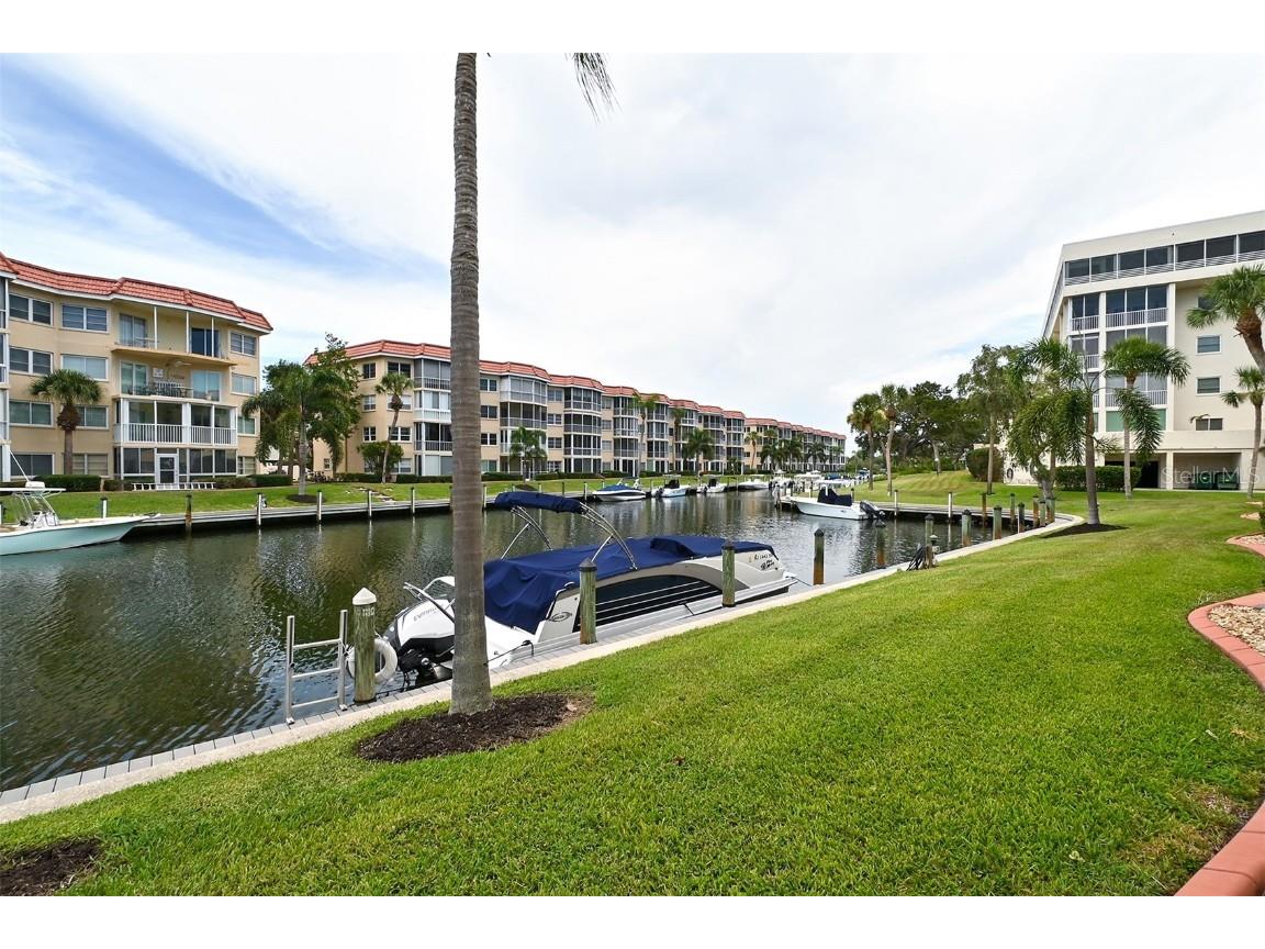 1257 S Portofino Drive #36 Sarasota FL 34242 A4125928 image32