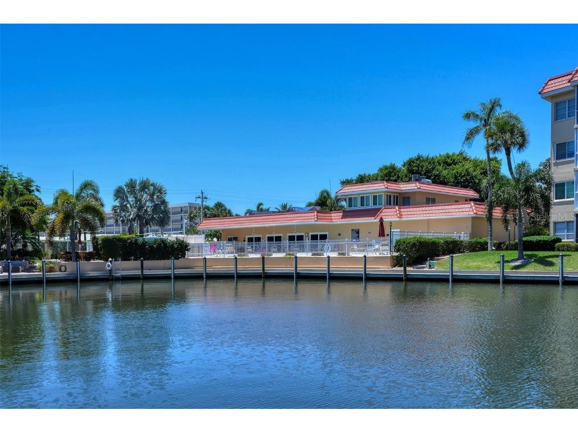 1257 S Portofino Drive #36 Sarasota FL 34242 A4125928 image57