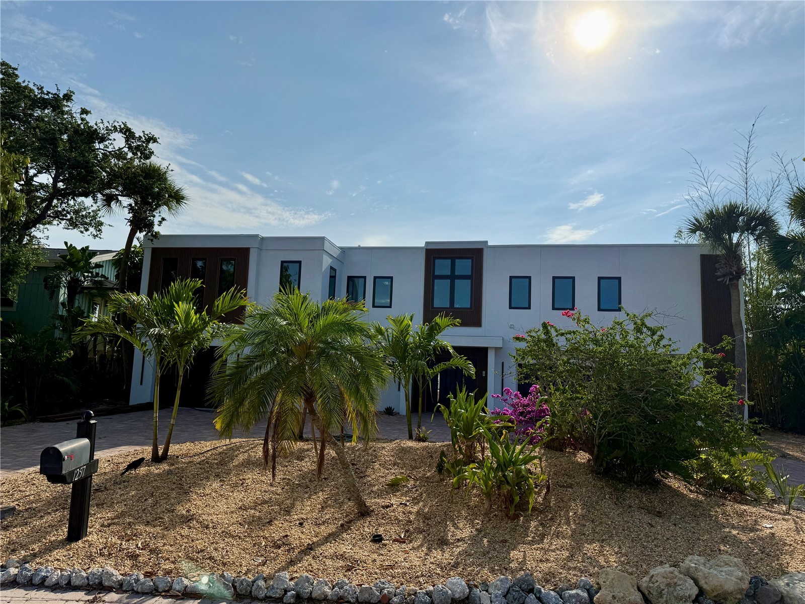 1257 Tree Bay Lane Sarasota FL 34242 A4693183 image1