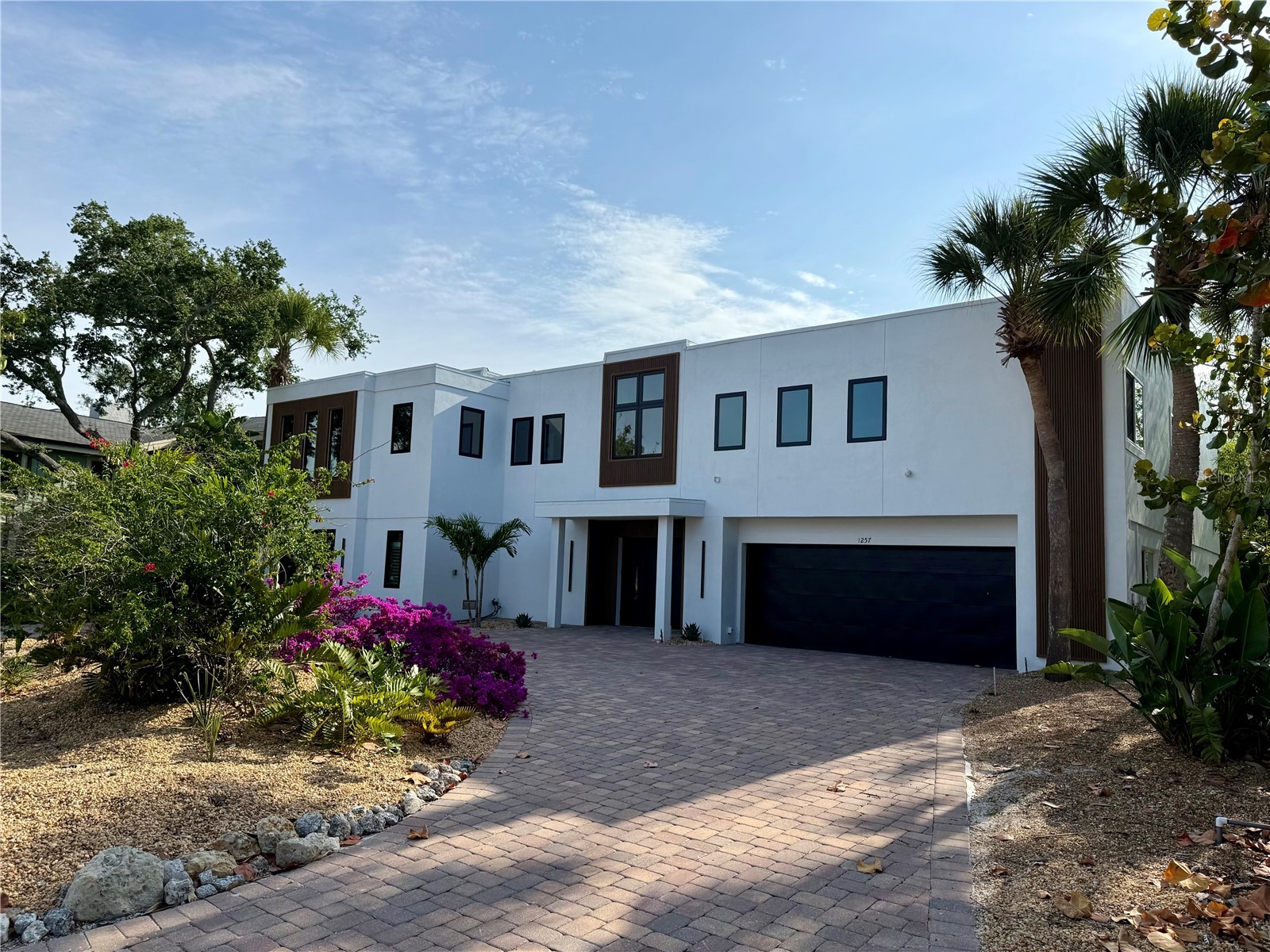 1257 Tree Bay Lane Sarasota FL 34242 A4693183 image3