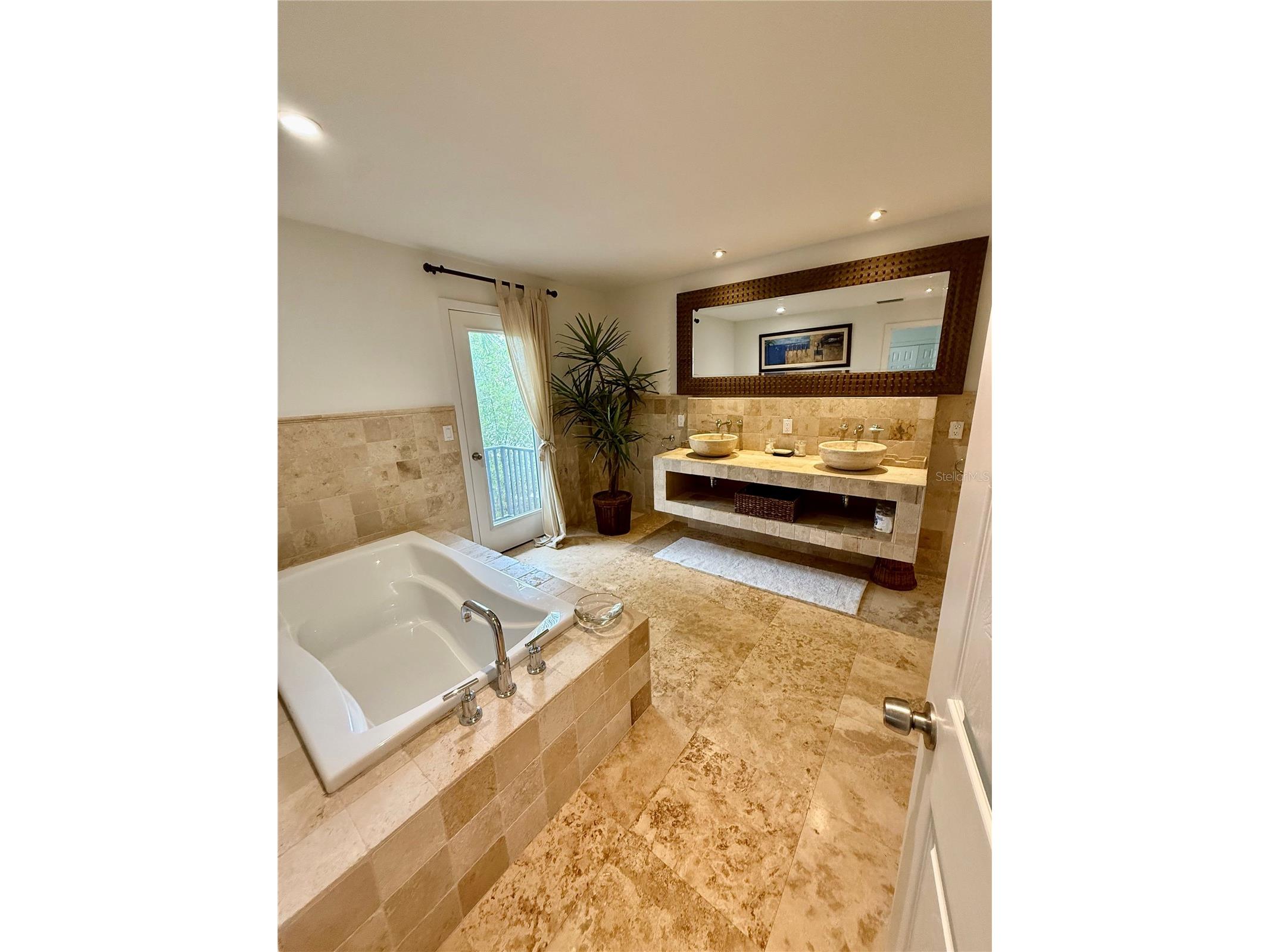 1257 Tree Bay Lane Sarasota FL 34242 A4693183 image32