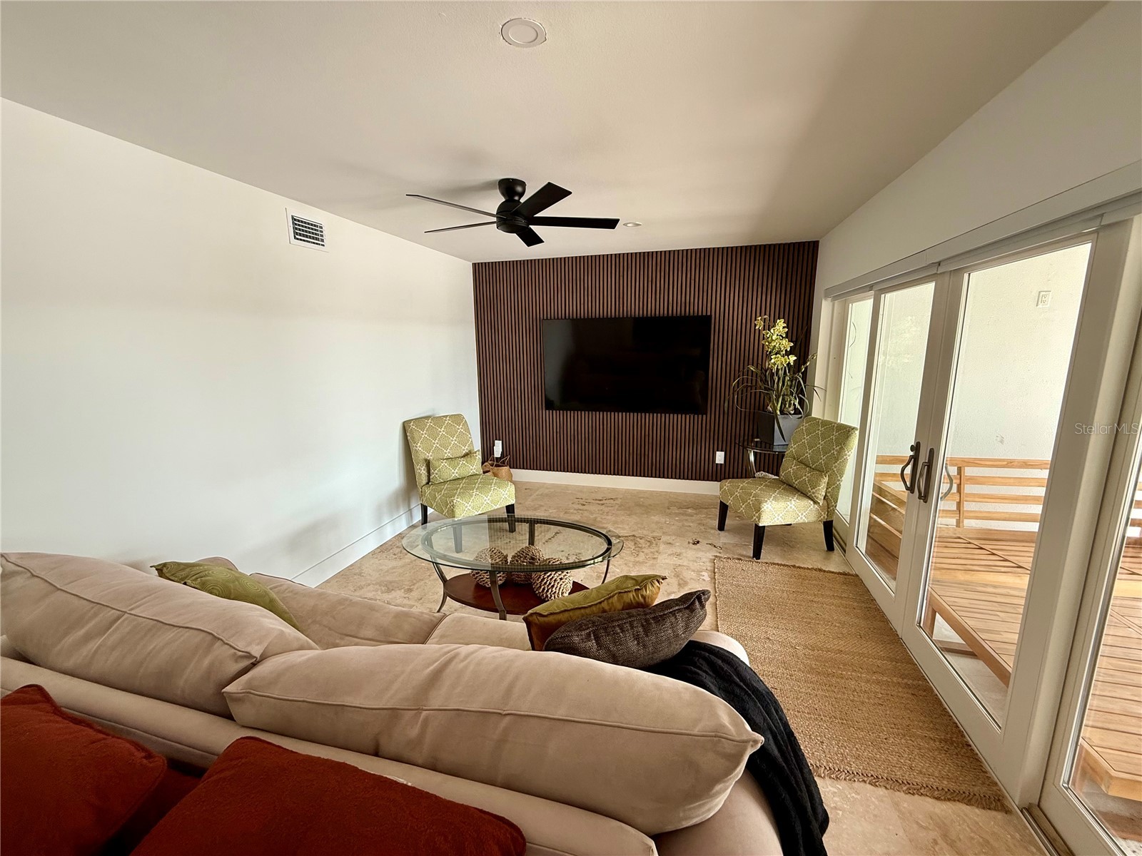 1257 Tree Bay Lane Sarasota FL 34242 A4693183 image8