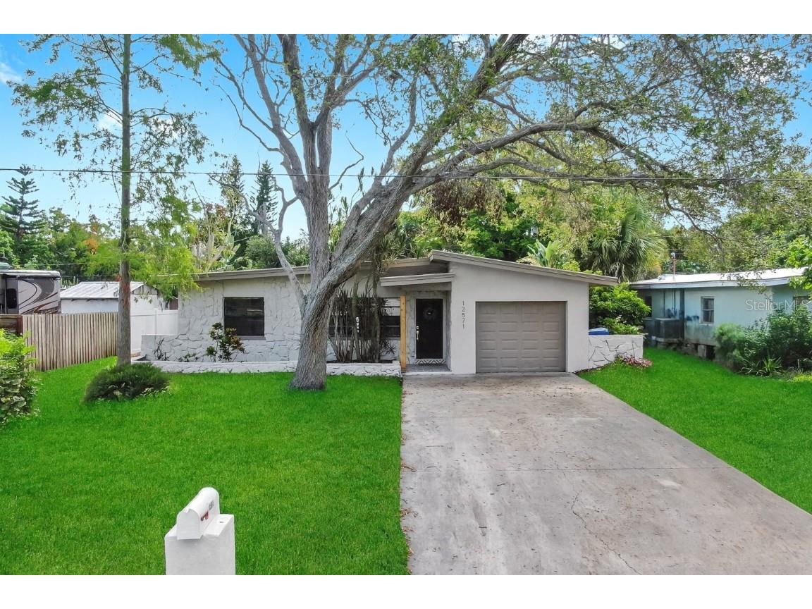 12571 136th Lane Largo FL 33774 TB8421996 image1
