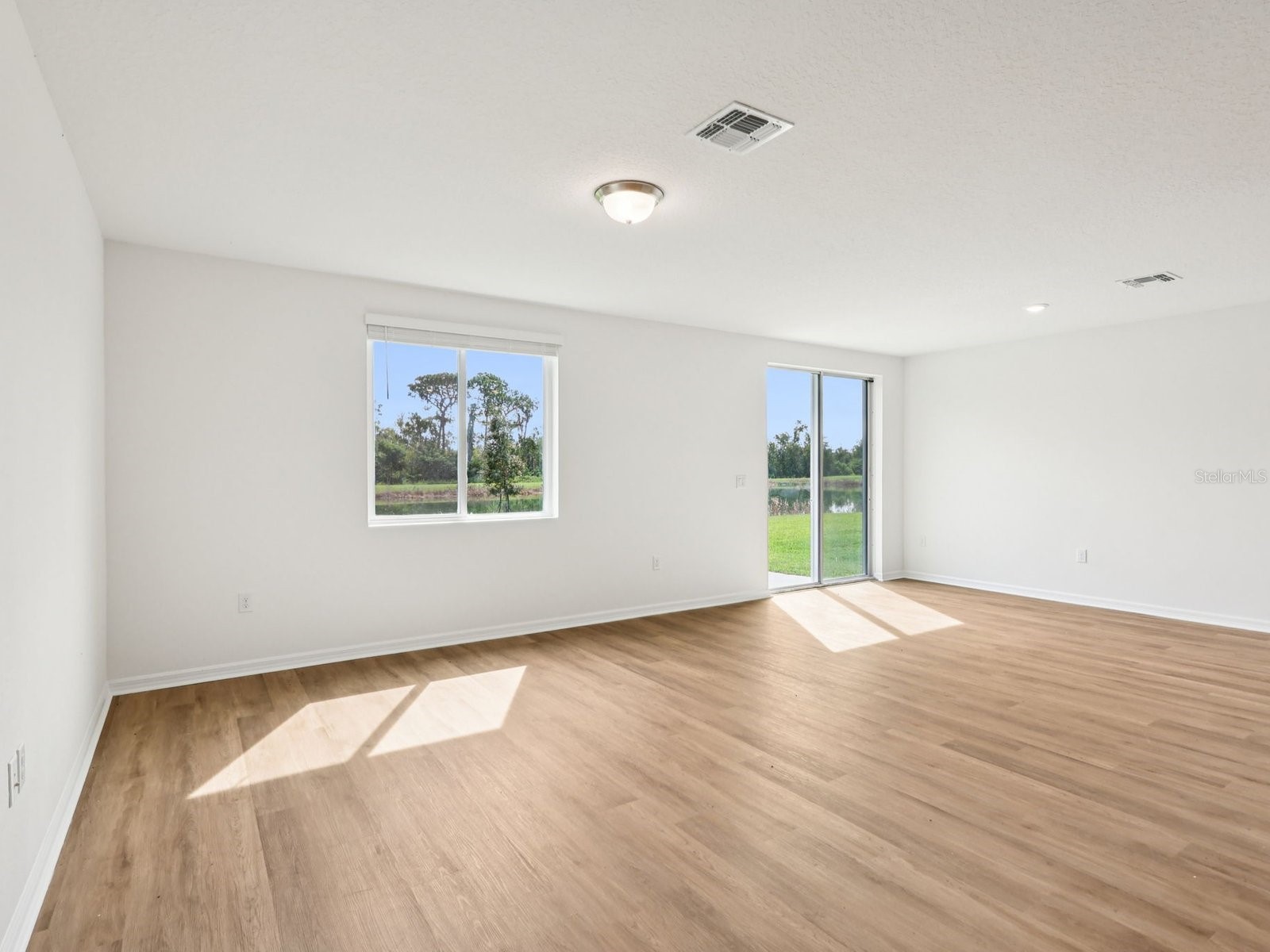 12574 Hourglass Way Dade City FL 33525 TB8501394 image2