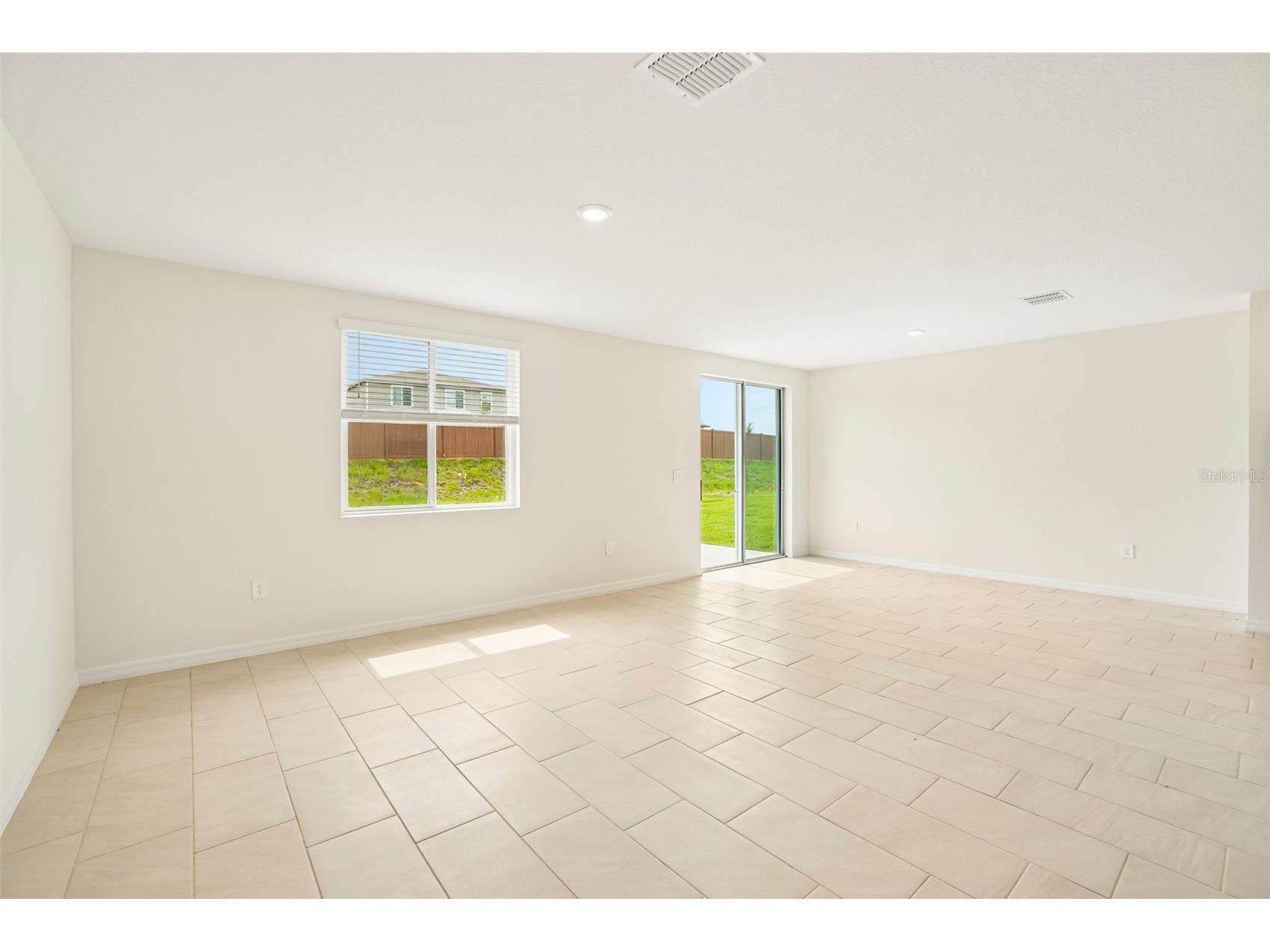 12574 Hourglass Way Dade City FL 33525 TB8501394 image24