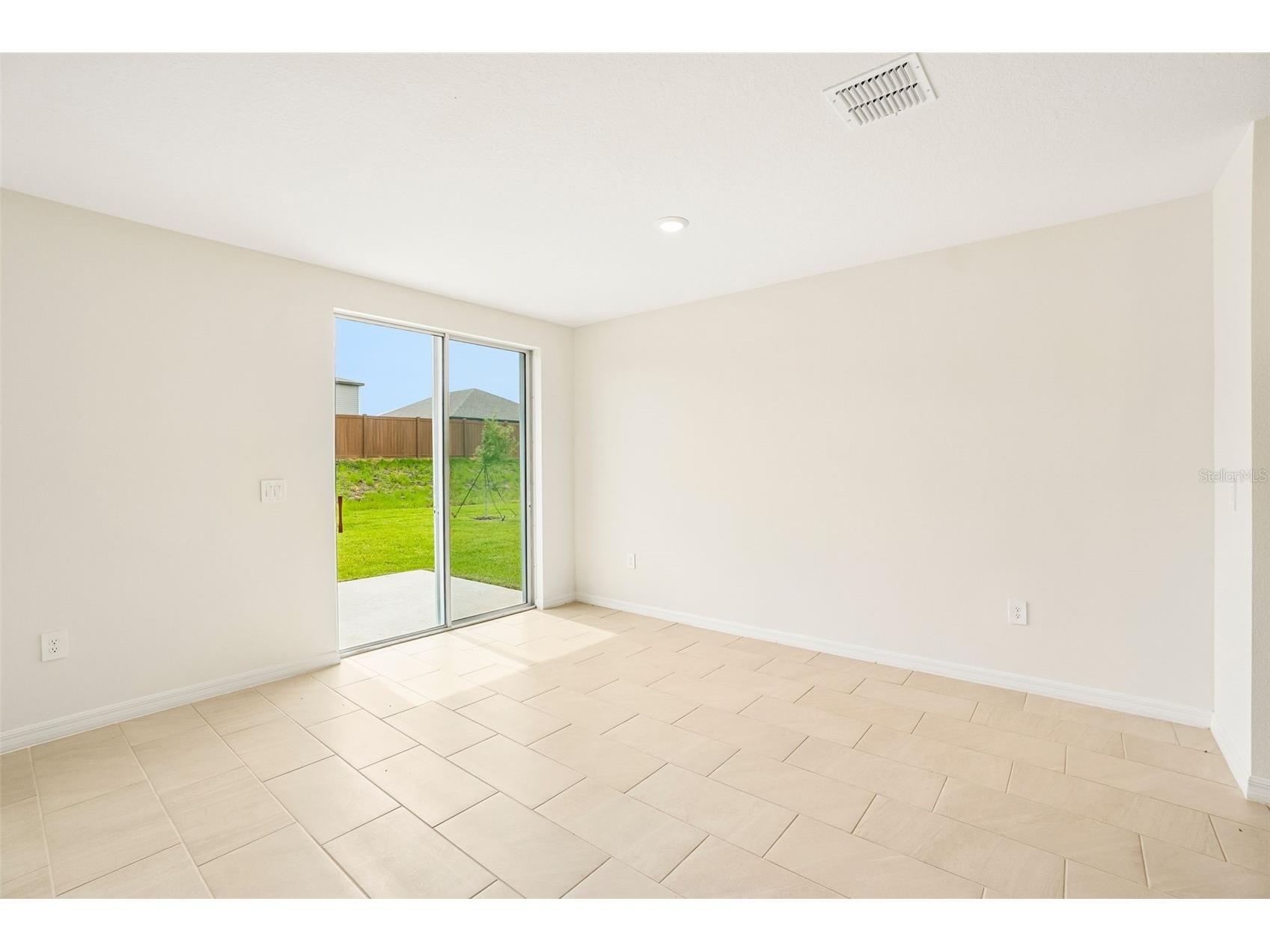 12574 Hourglass Way Dade City FL 33525 TB8501394 image25