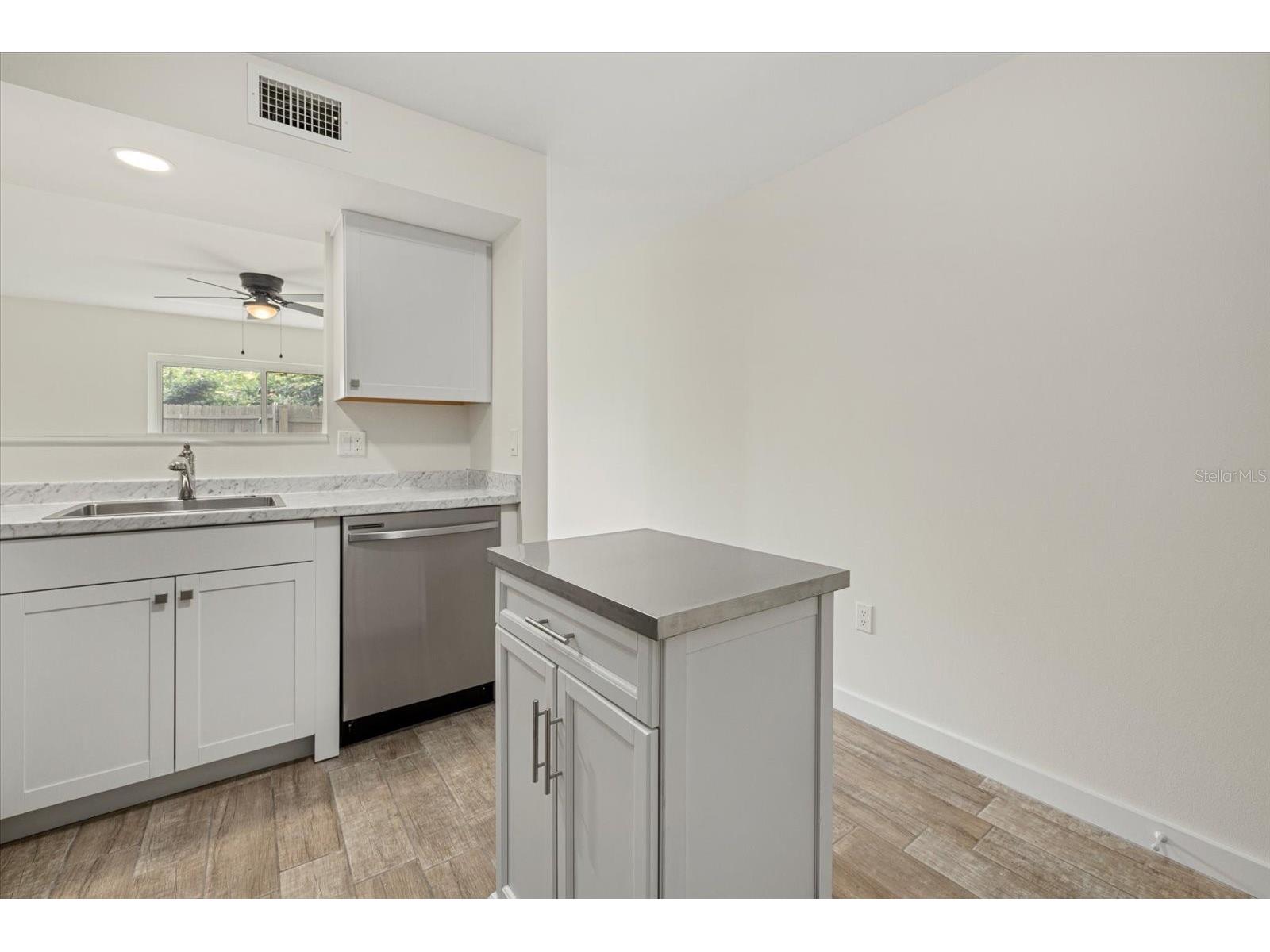 1258 Barbara Drive #105 Venice FL 34285 N6141938 image11