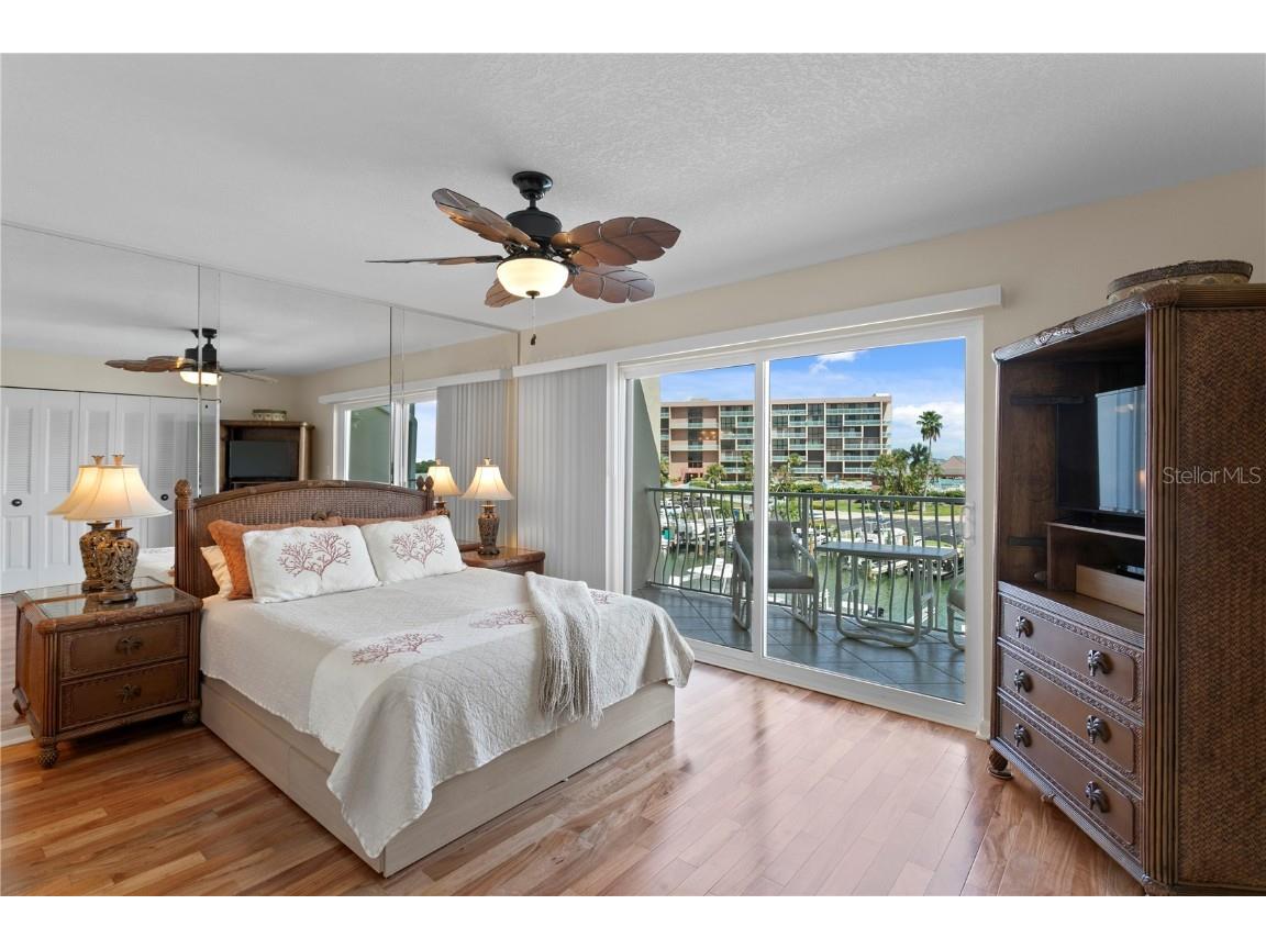 12586 Capri Circle N Treasure Island FL 33706 TB8413333 image27