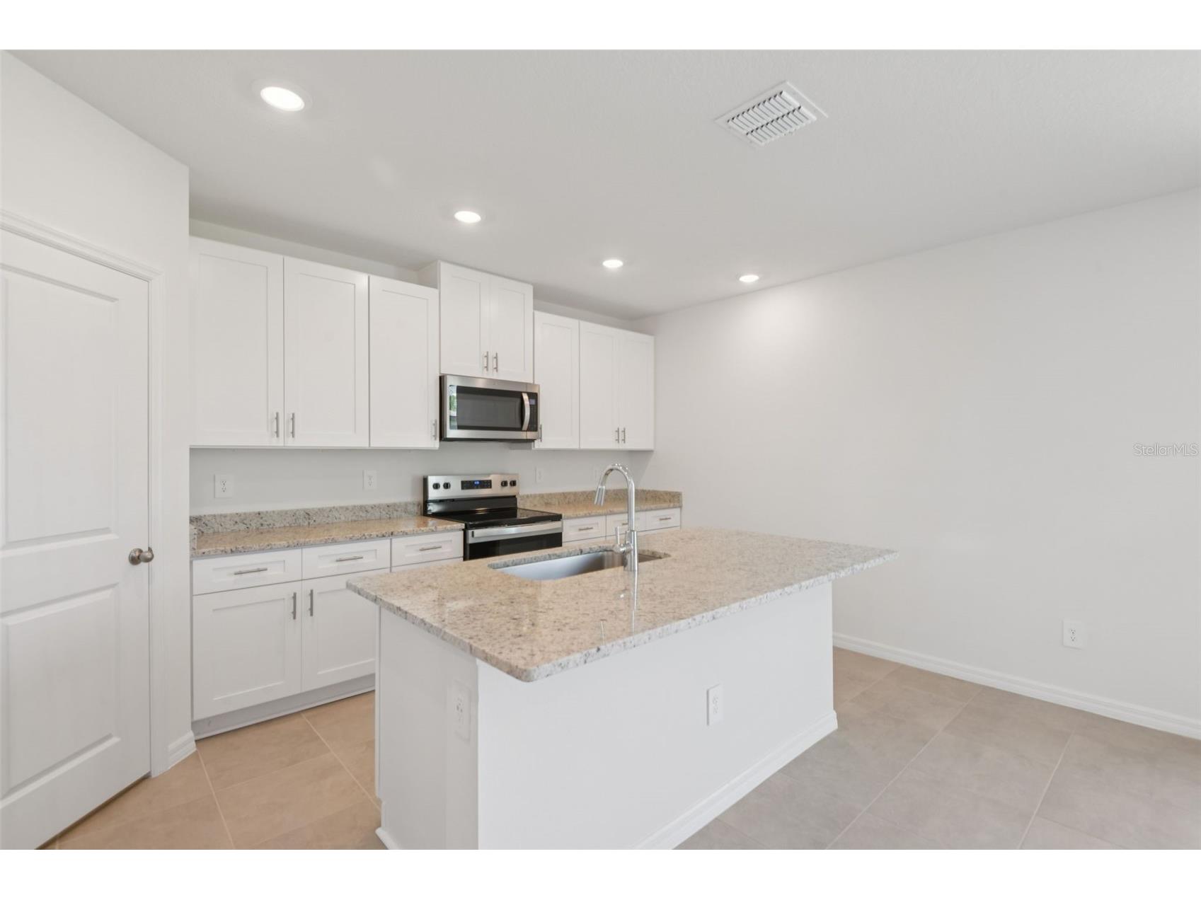 12589 Homeland Drive Dade City FL 33525 O6366702 image10