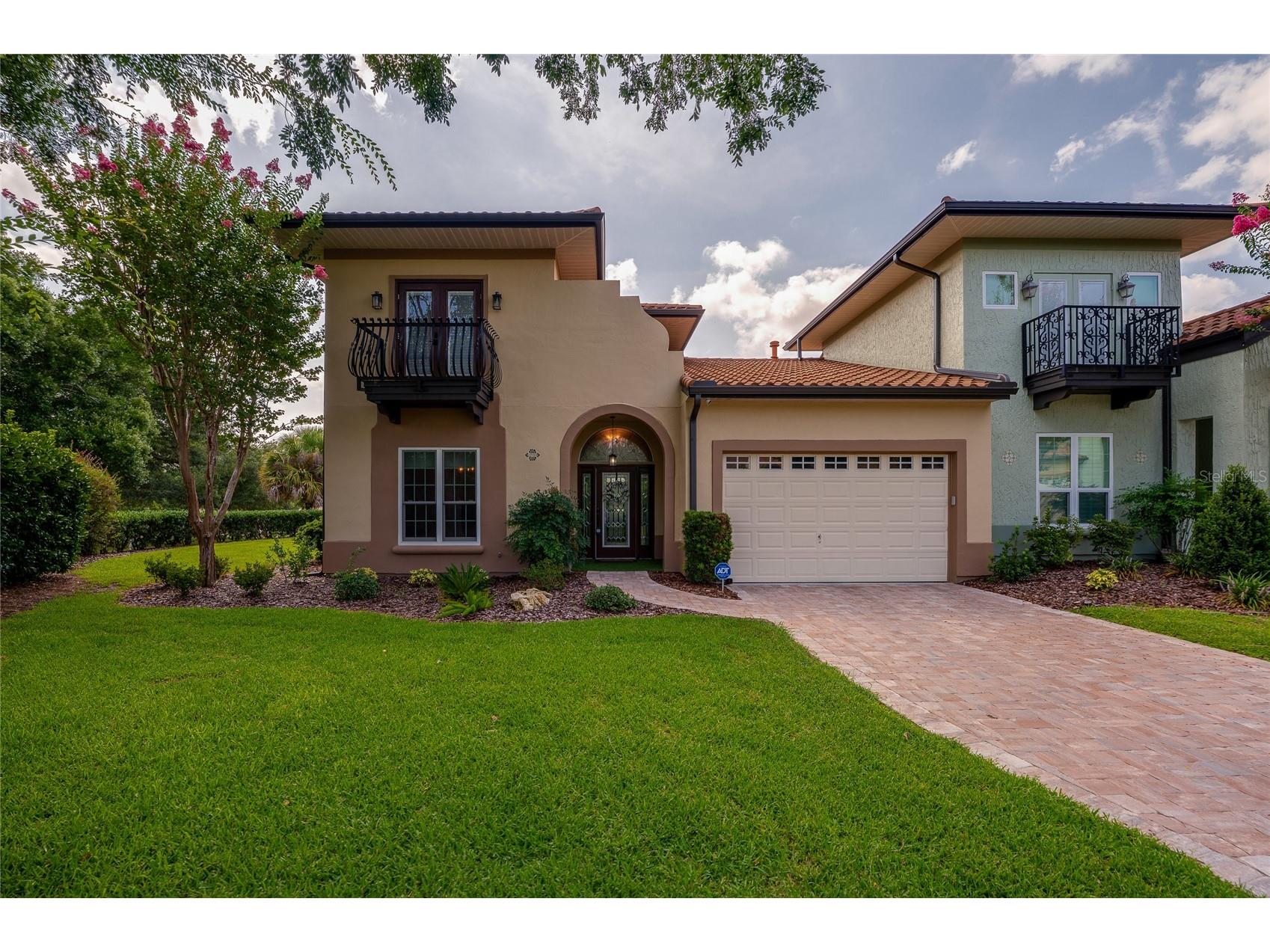 1259 Avenida De Las Casas Lady Lake FL 32159 V4950008 image1