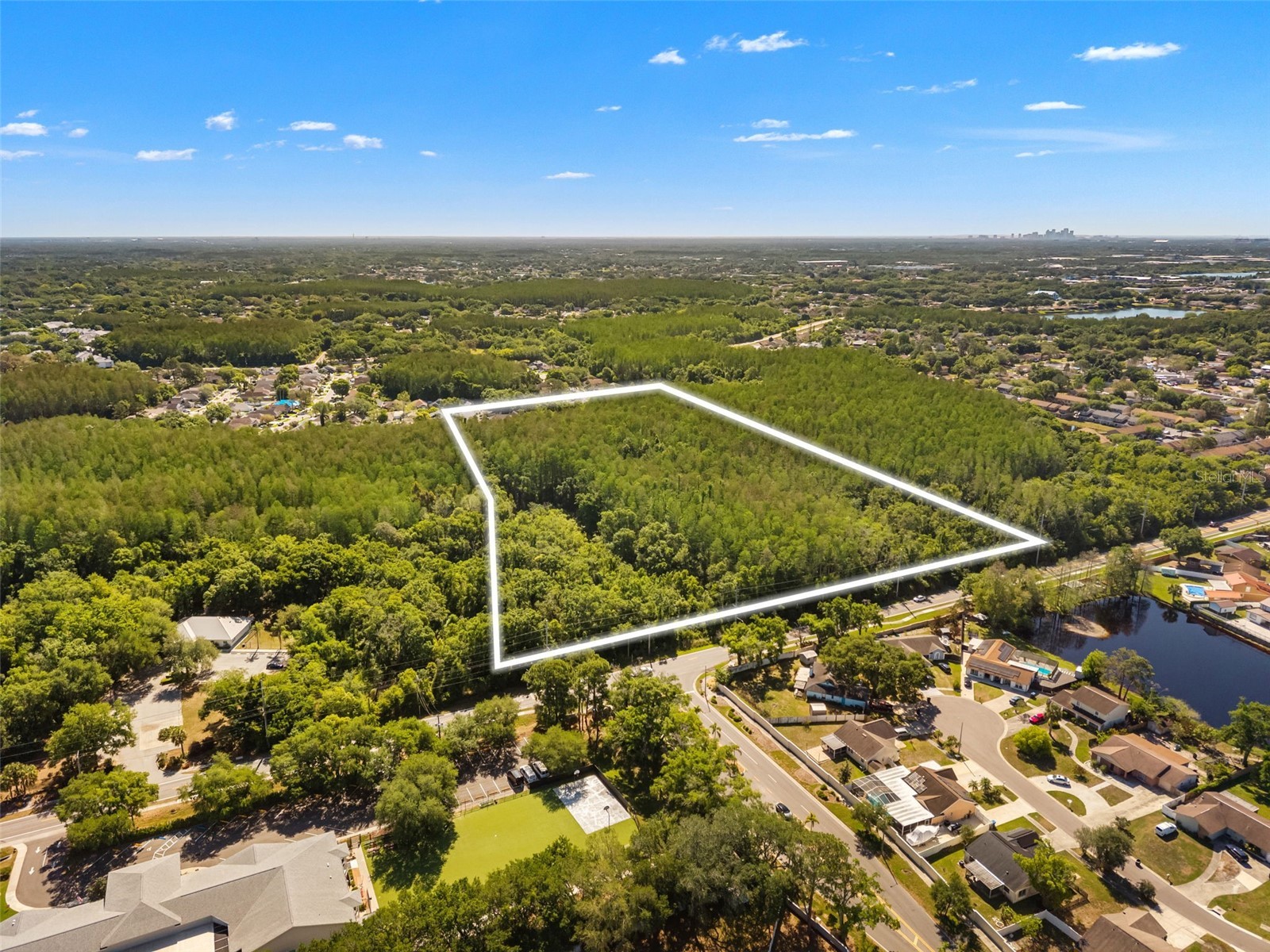12591 Henderson Road Tampa FL 33619 TB8499977 image4