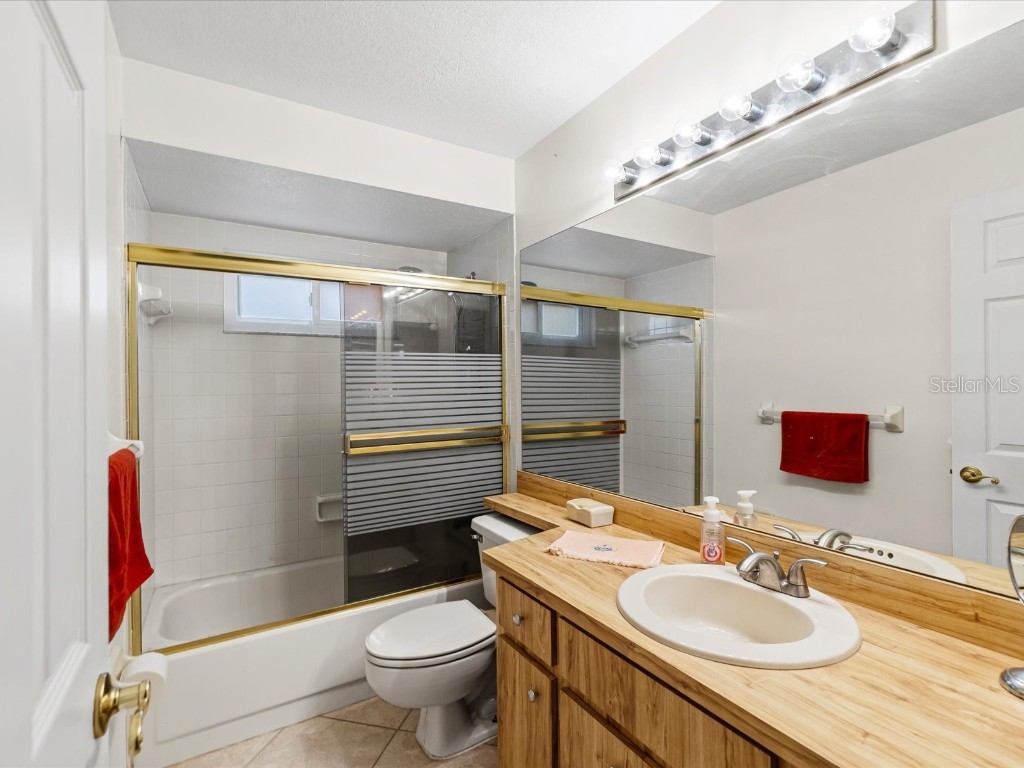 12595 93rd Way Largo FL 33773 TB8425992 image28