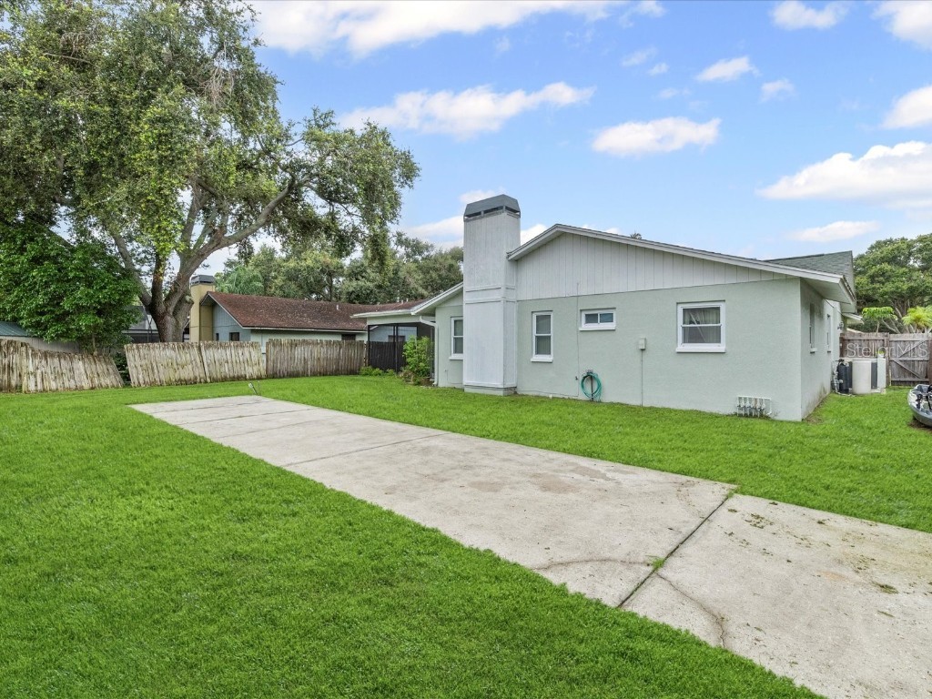 12595 93rd Way Largo FL 33773 TB8425992 image36