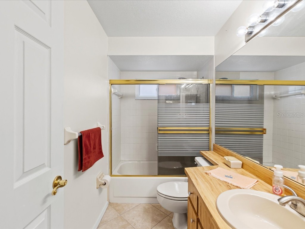 12595 93rd Way Largo FL 33773 TB8425992 image8