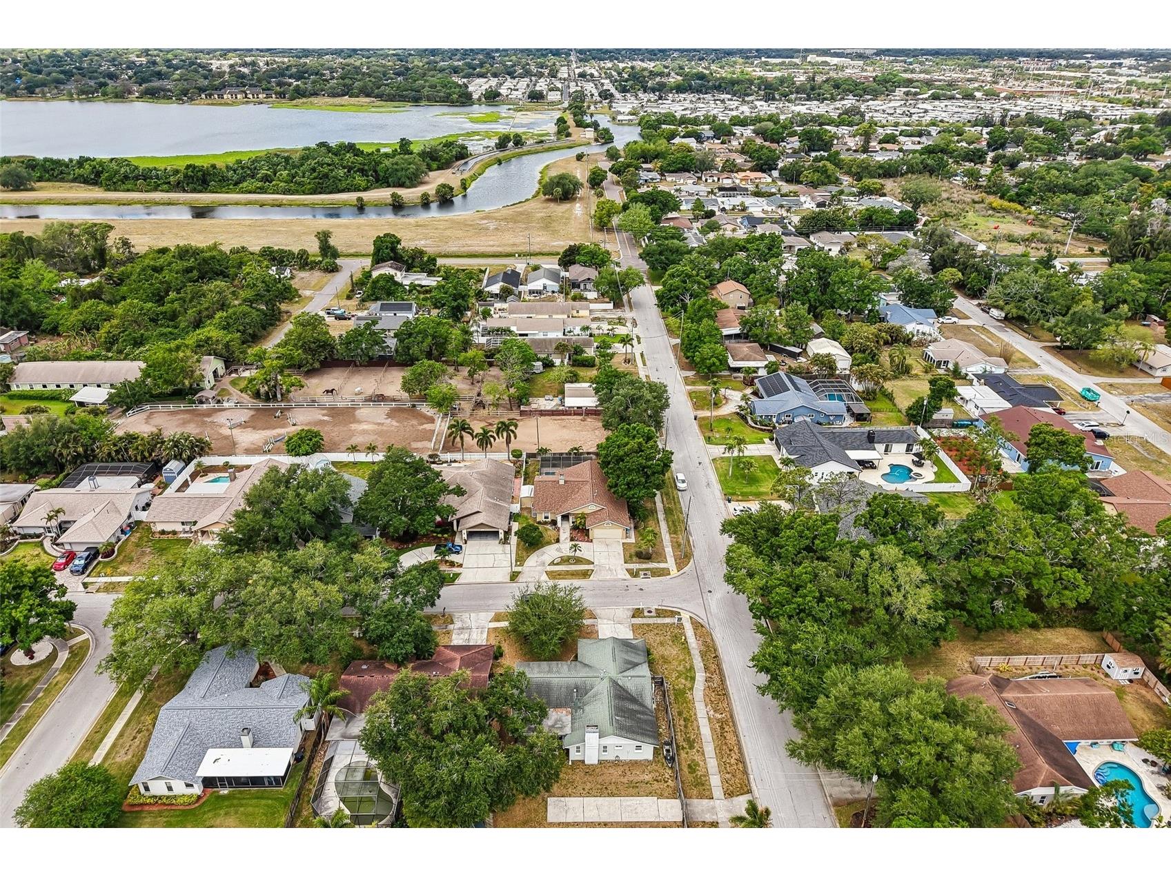 12596 93rd Way Largo FL 33773 TB8512294 image23