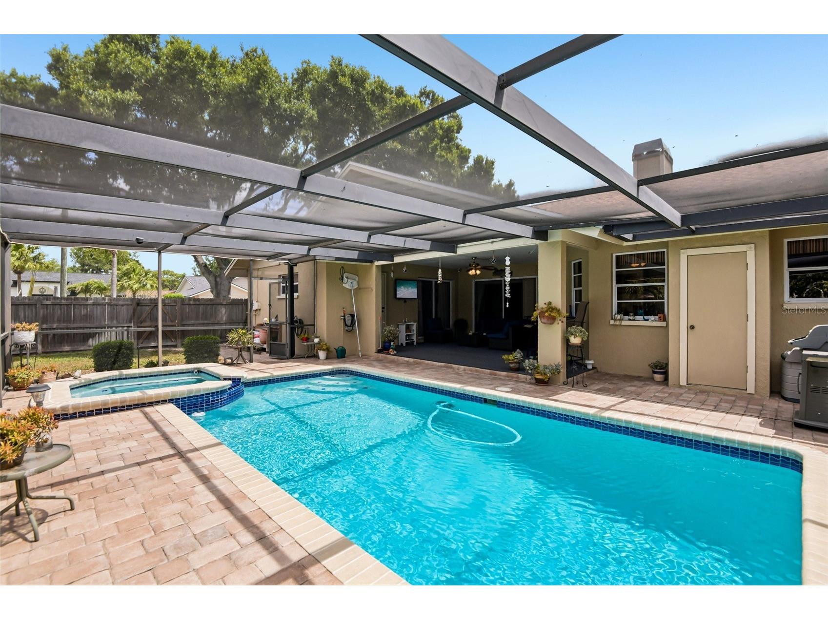 12596 93rd Way Largo FL 33773 TB8512294 image3