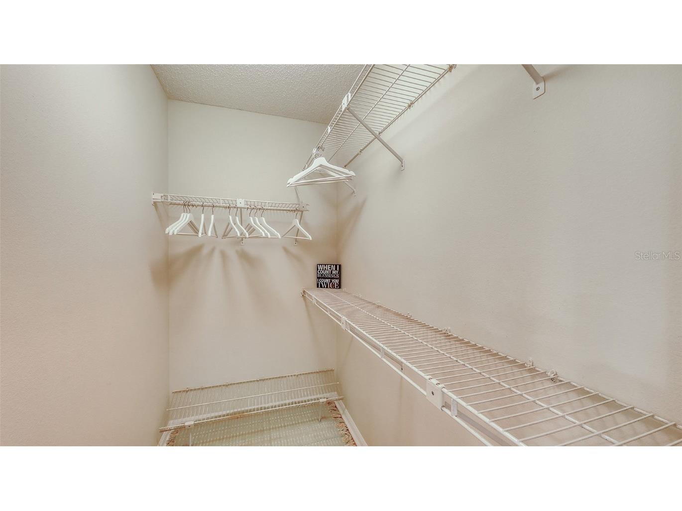 126/128 Avenida Veneccia Sarasota FL 34242 A4673661 image38