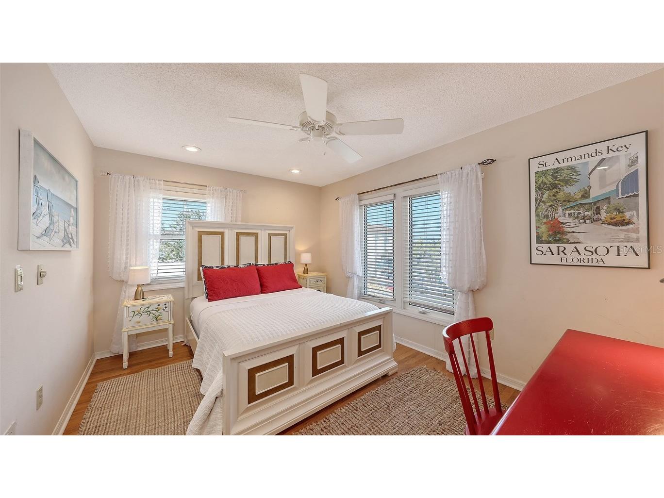 126/128 Avenida Veneccia Sarasota FL 34242 A4673661 image41