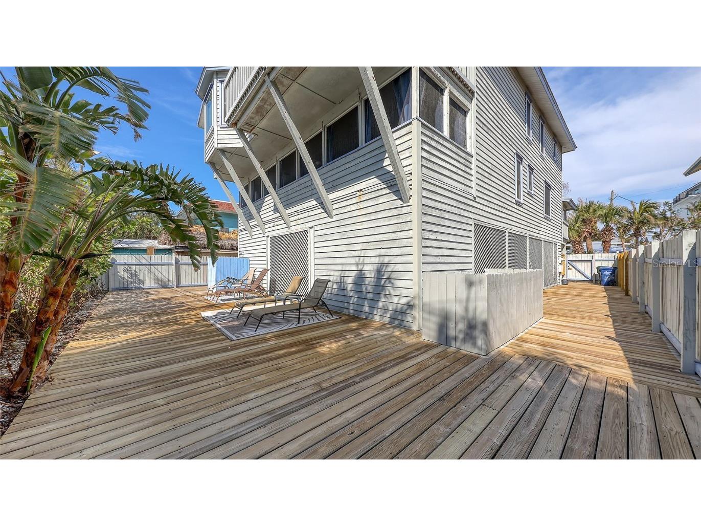 126/128 Avenida Veneccia Sarasota FL 34242 A4673661 image69