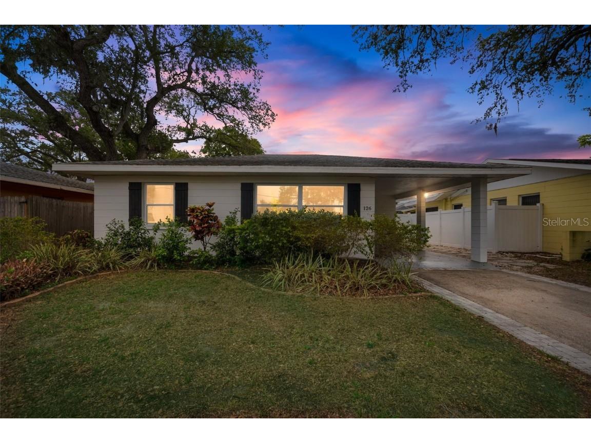 126 44th Avenue N Saint Petersburg FL 33703 O6205511 image1