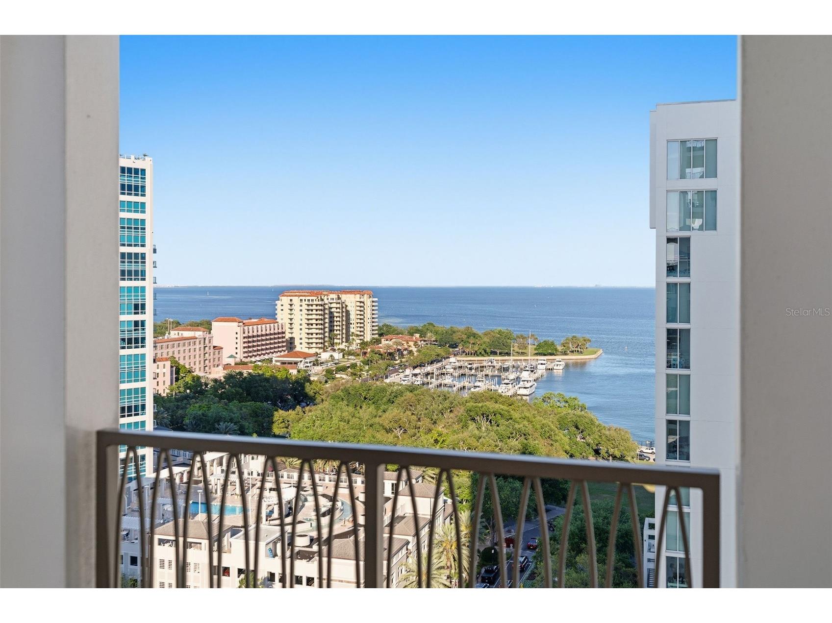 126 4th Avenue NE #1401 Saint Petersburg FL 33701 TB8490704 image21