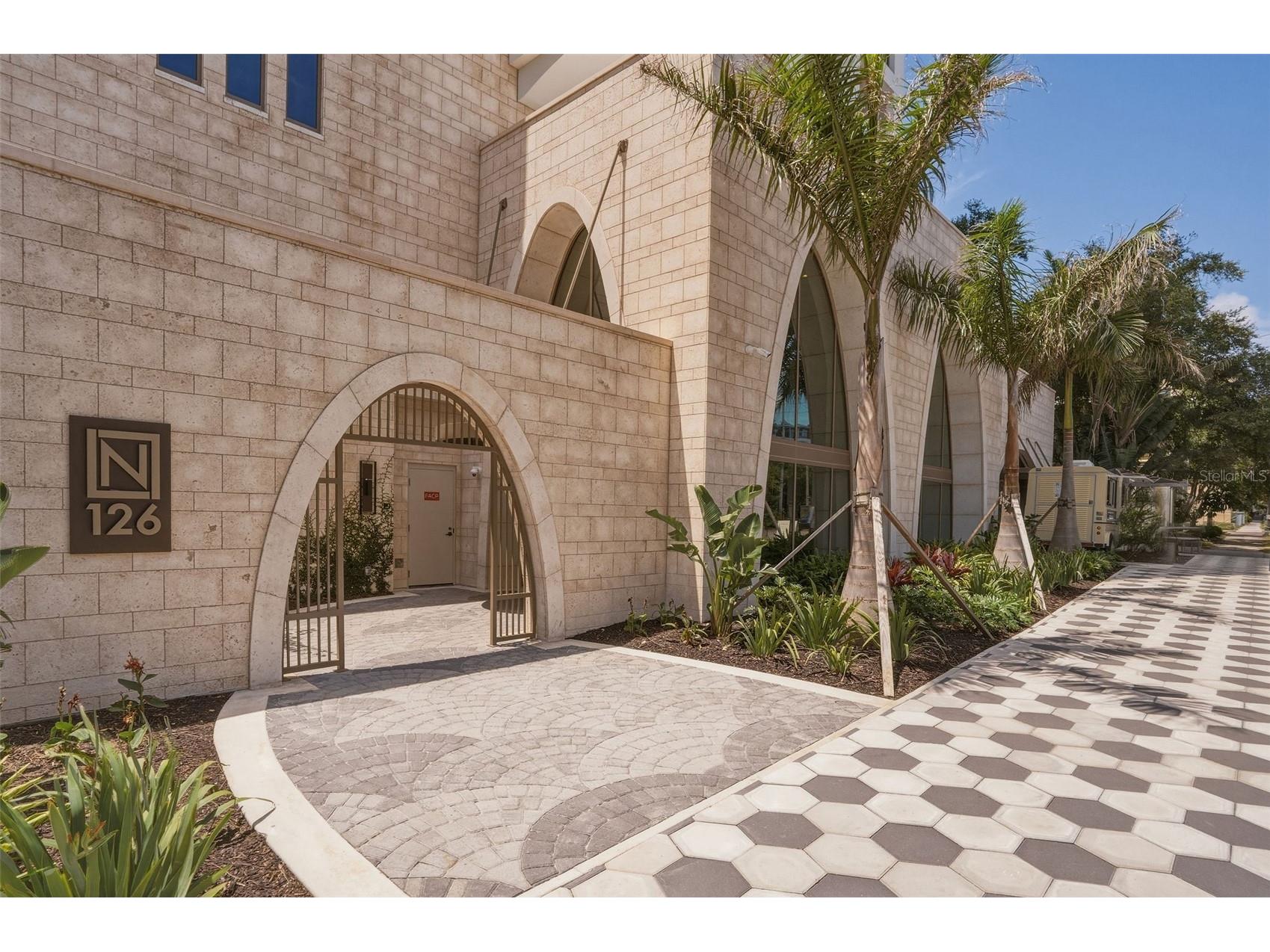126 4th Avenue NE #1401 Saint Petersburg FL 33701 TB8490704 image35