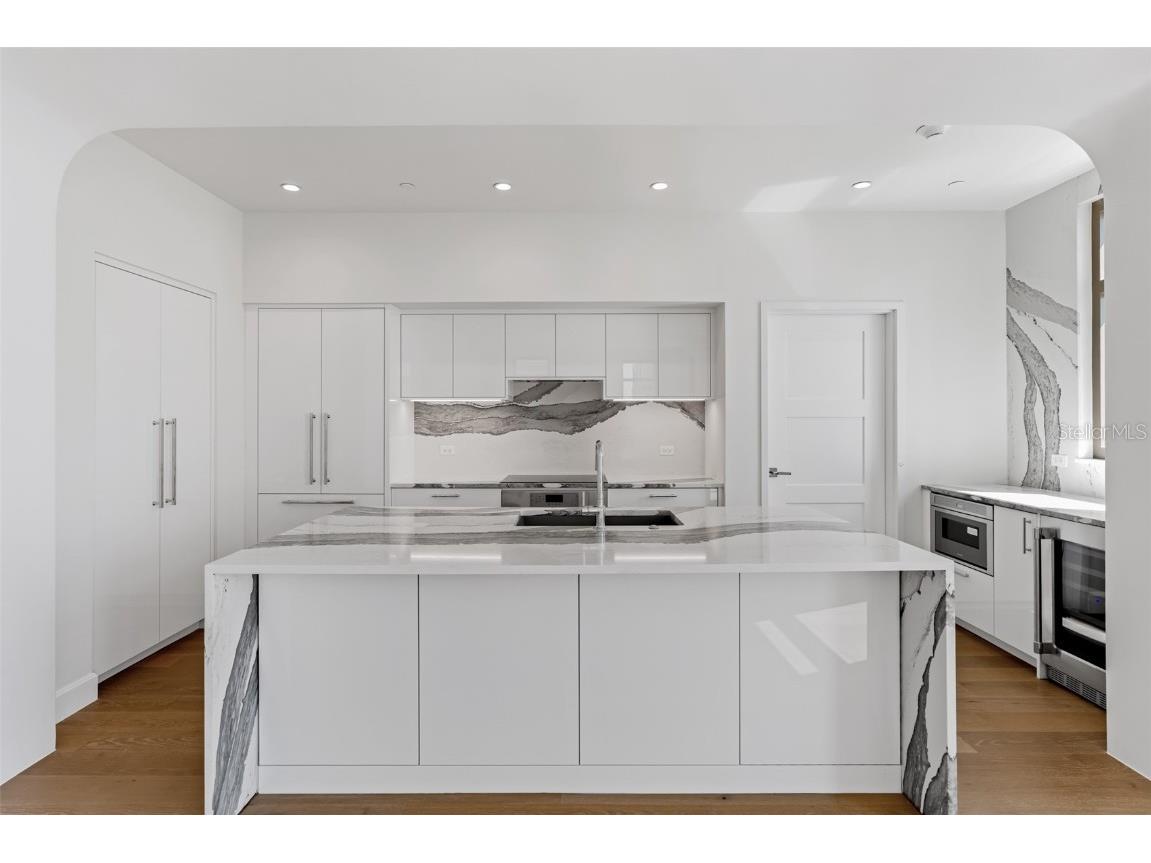 126 4th Avenue NE #602 Saint Petersburg FL 33701 TB8422114 image30