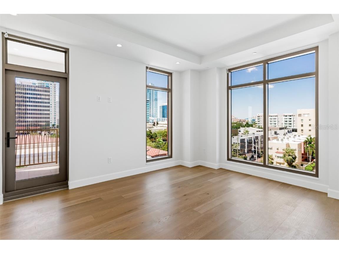 126 4th Avenue NE #602 Saint Petersburg FL 33701 TB8422114 image48