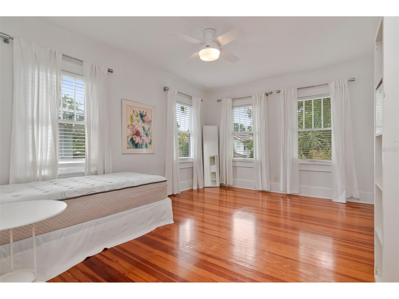 126 8th Avenue NE Saint Petersburg FL 33701 TB8527120 image26