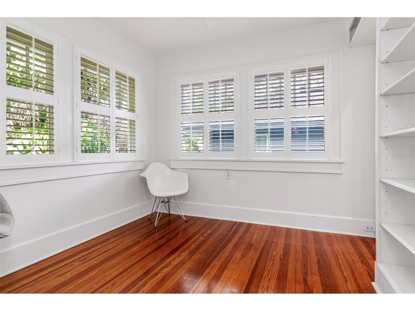 126 8th Avenue NE Saint Petersburg FL 33701 TB8527120 image33