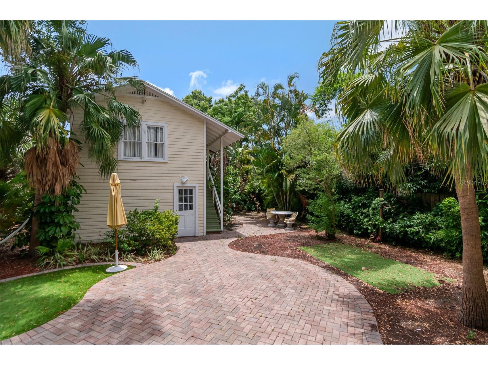 126 8th Avenue NE Saint Petersburg FL 33701 TB8527120 image39