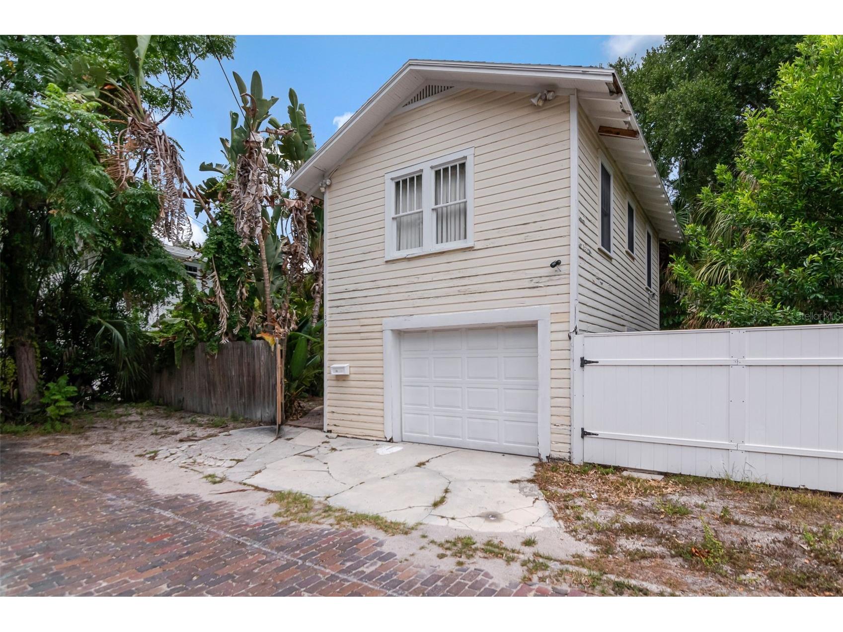 126 8th Avenue NE Saint Petersburg FL 33701 TB8527120 image52
