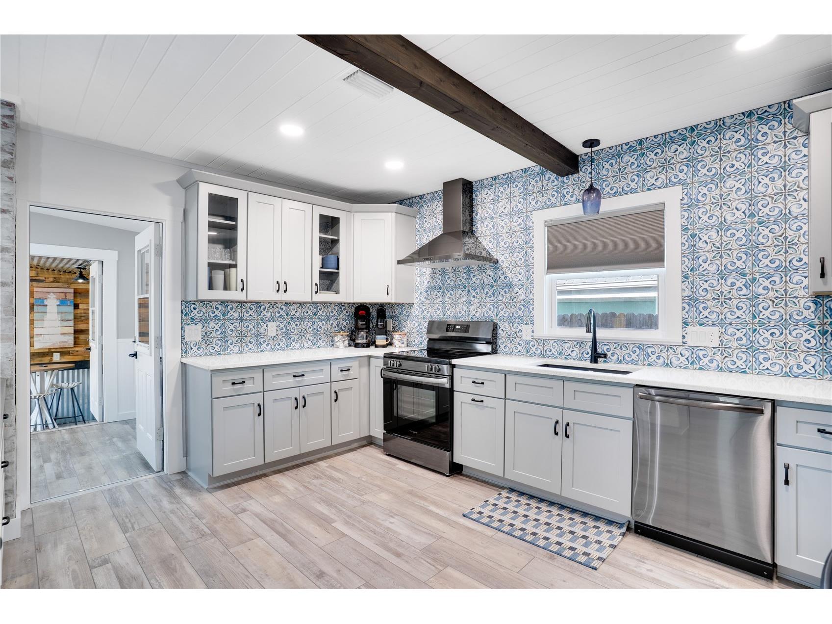 126 90th Avenue Treasure Island FL 33706 TB8462859 image8