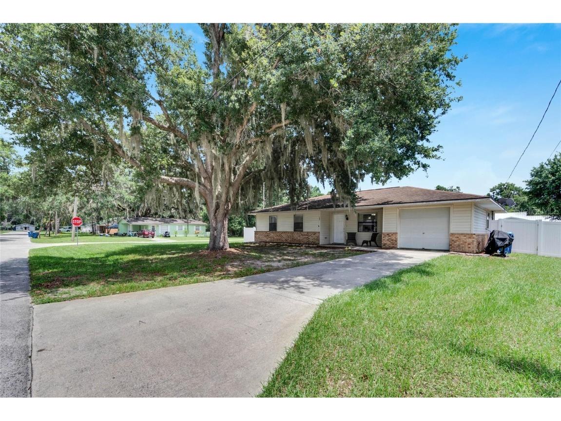126 Albert Street NE Fort Meade FL 33841 T3534414 image1