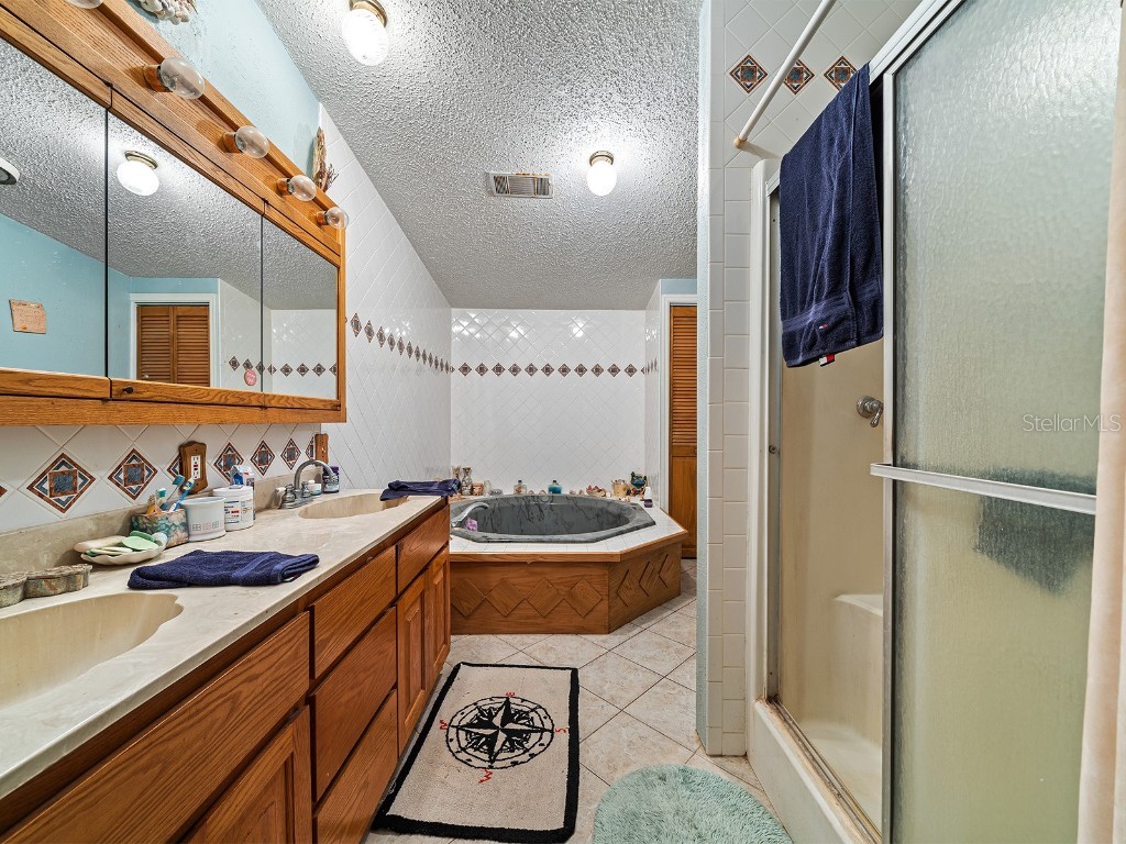 126 Bermuda Court Winter Haven FL 33880 - Grassy Lake P4932418 image15