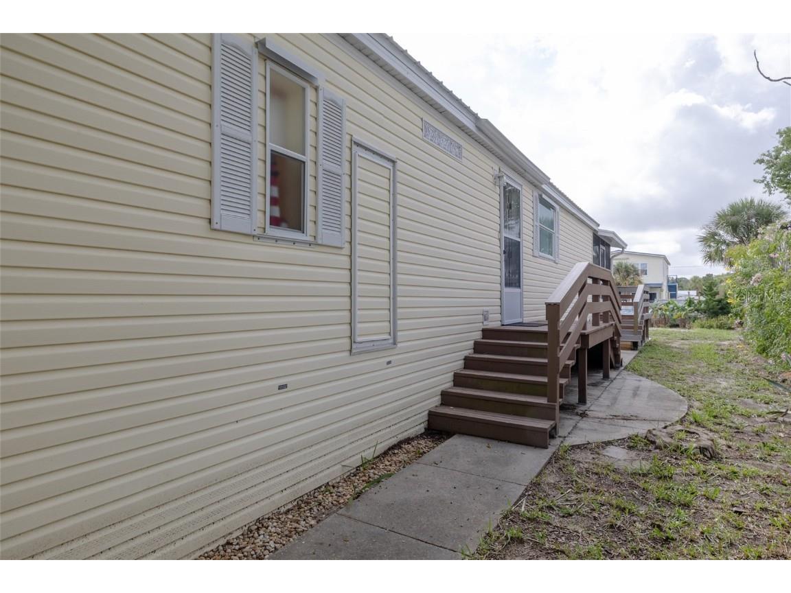 126 Charles Street Edgewater FL 32141 - CANAL - INTRACOASTAL WATERWAY NS1082610 image12