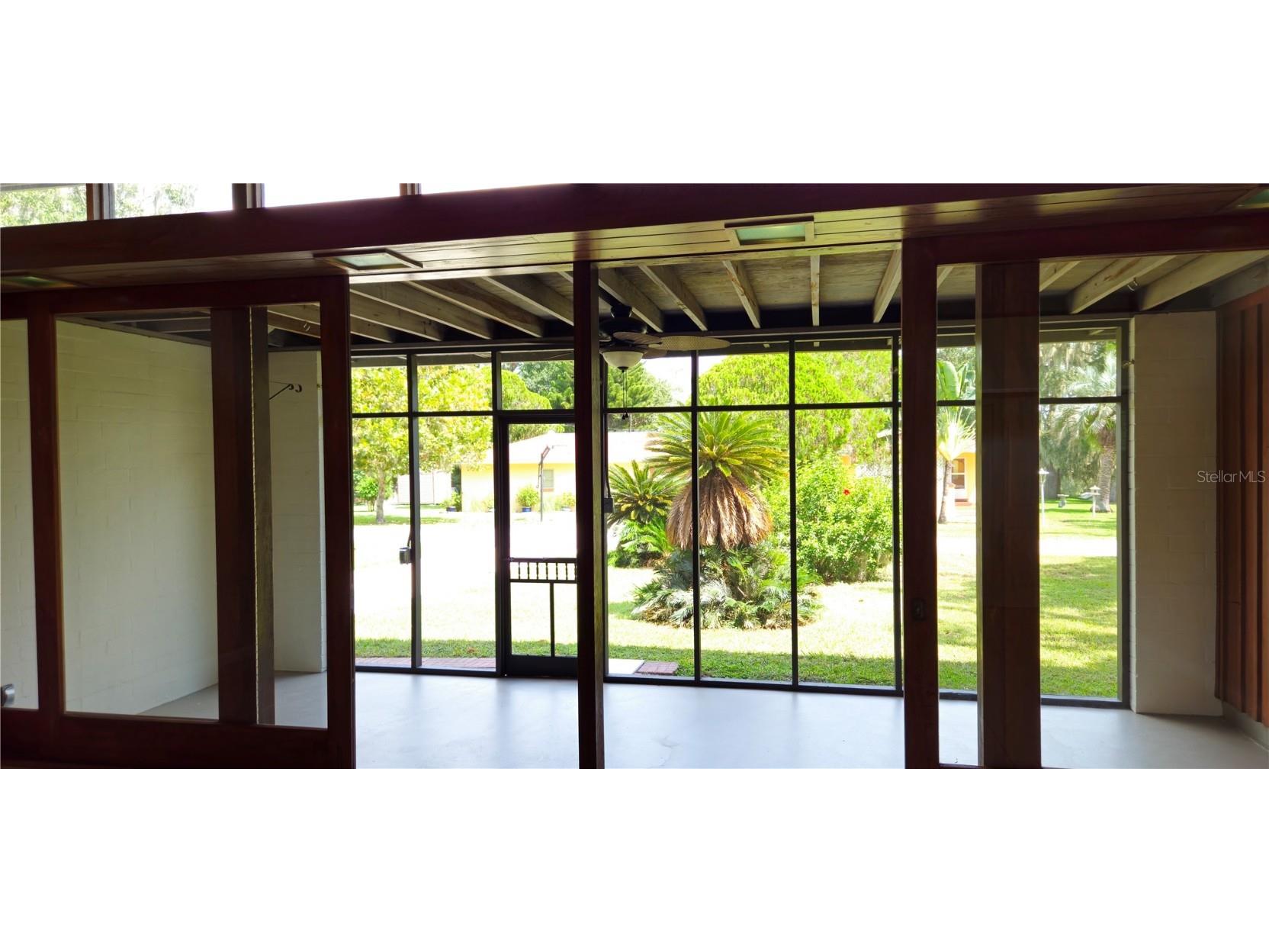 126 E Cypress Avenue Howey In The Hills FL 34737 O6345821 image13