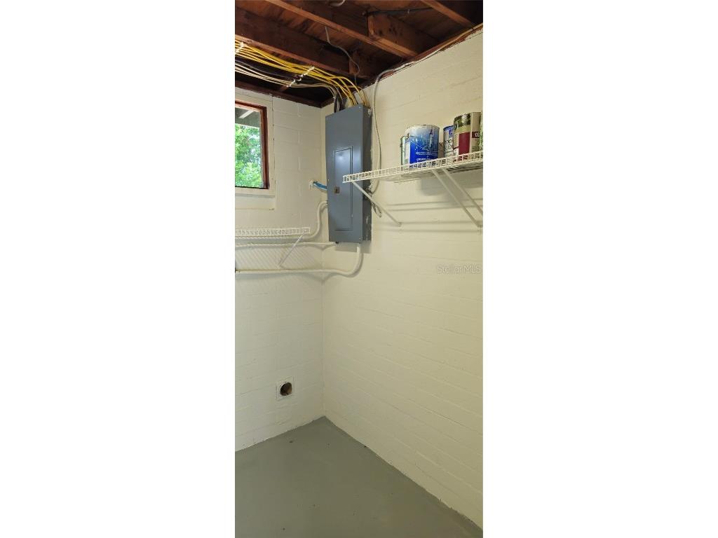 126 E Cypress Avenue Howey In The Hills FL 34737 O6345821 image31