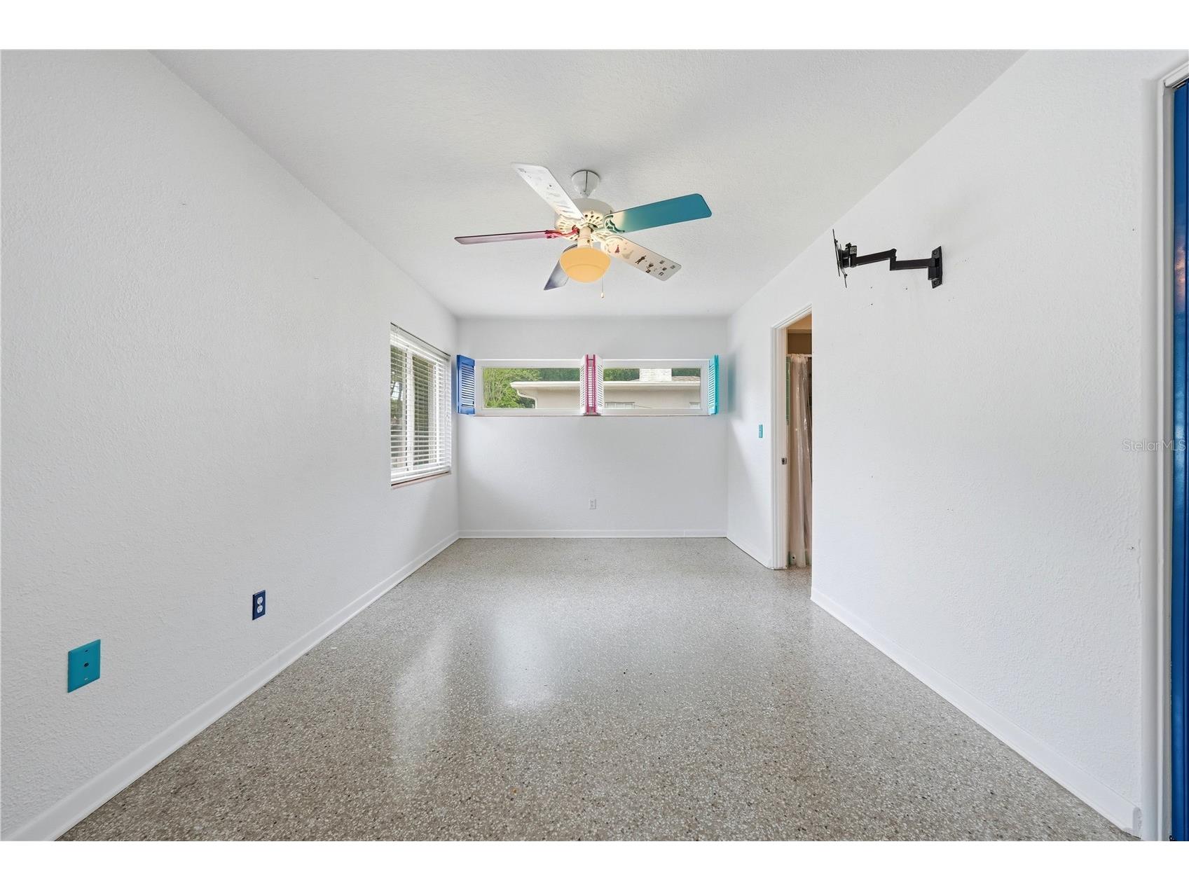 126 E Magnolia Avenue Howey In The Hills FL 34737 - LITTLE LAKE HARRIS G5110848 image31
