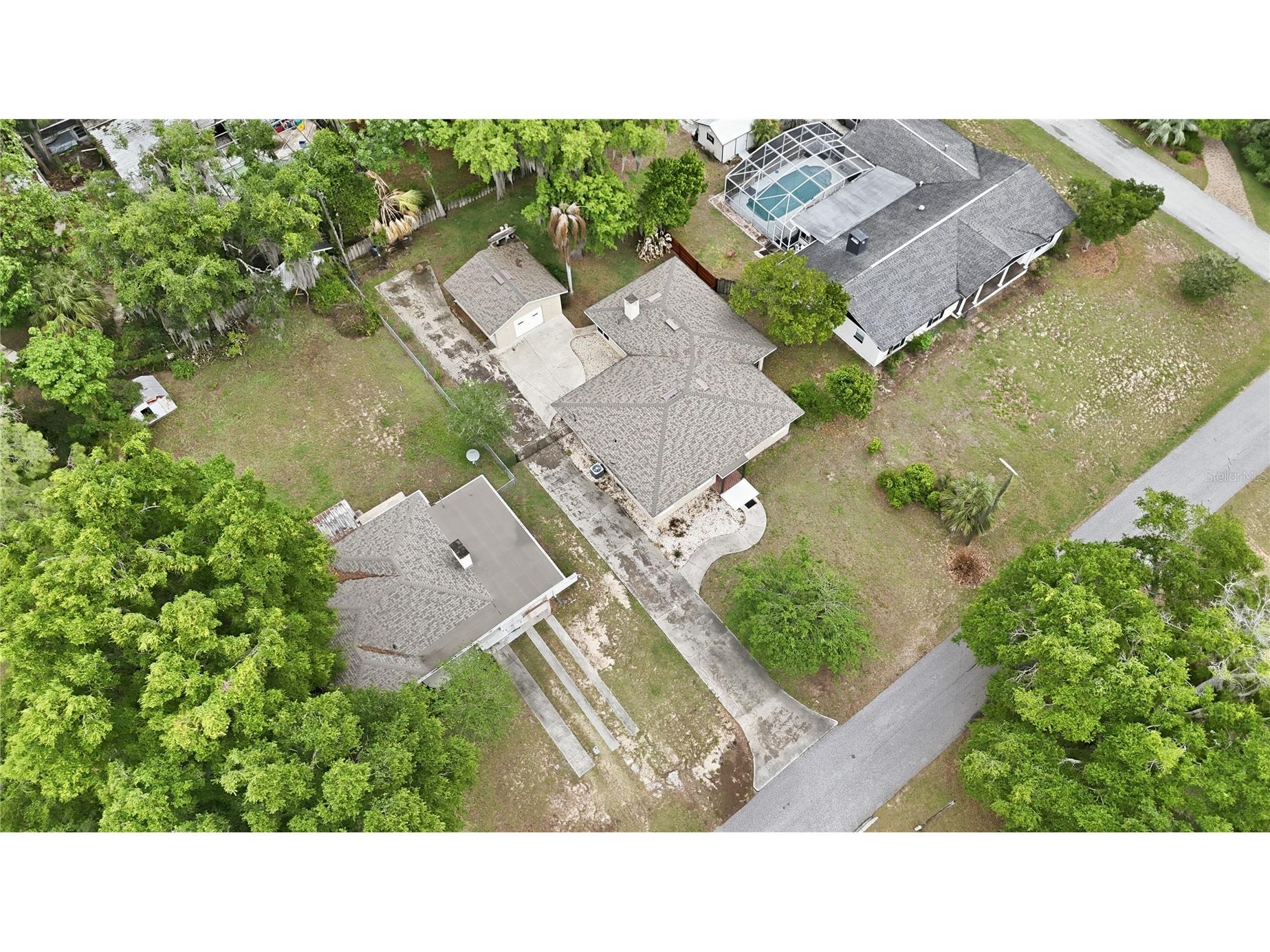 126 E Magnolia Avenue Howey In The Hills FL 34737 - LITTLE LAKE HARRIS G5110848 image42