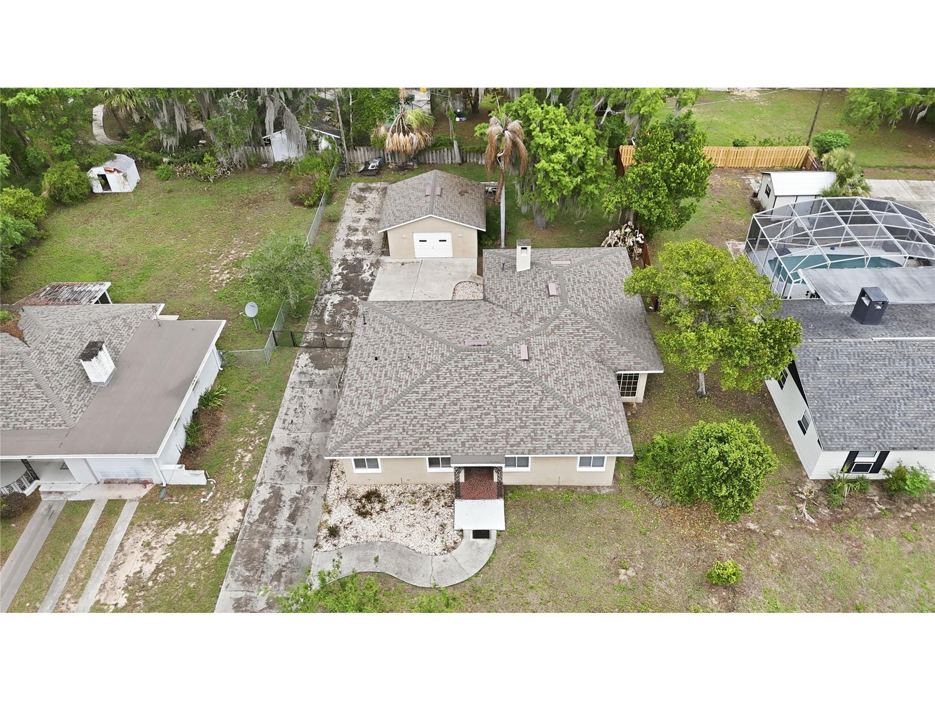 126 E Magnolia Avenue Howey In The Hills FL 34737 - LITTLE LAKE HARRIS G5110848 image46
