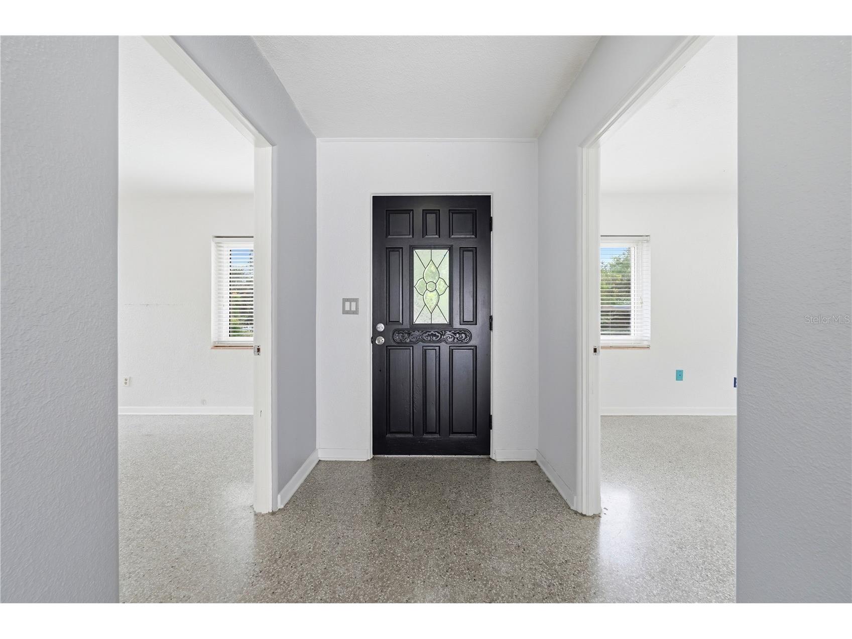 126 E Magnolia Avenue Howey In The Hills FL 34737 - LITTLE LAKE HARRIS G5110848 image8