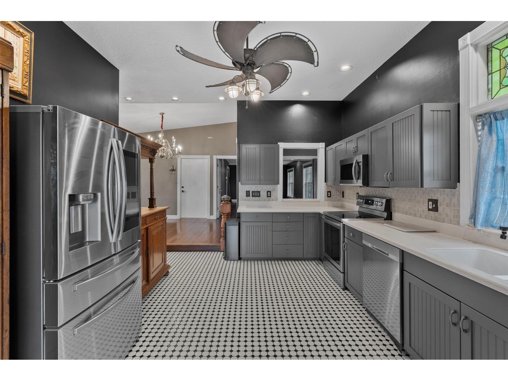 126 E Palmetto Avenue Howey In The Hills FL 34737 O6344442 image10