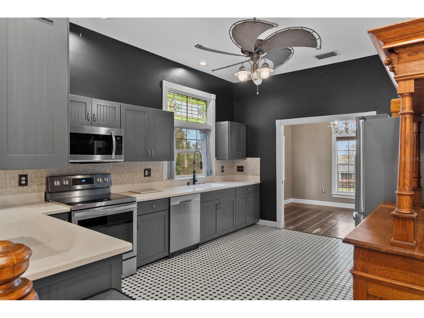 126 E Palmetto Avenue Howey In The Hills FL 34737 O6344442 image13