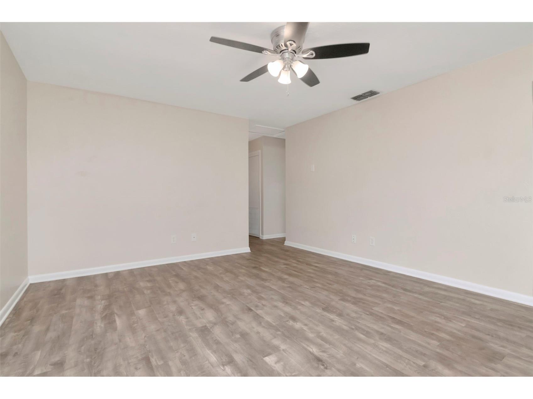 126 Kingsway Road Brandon FL 33510 TB8509146 image13