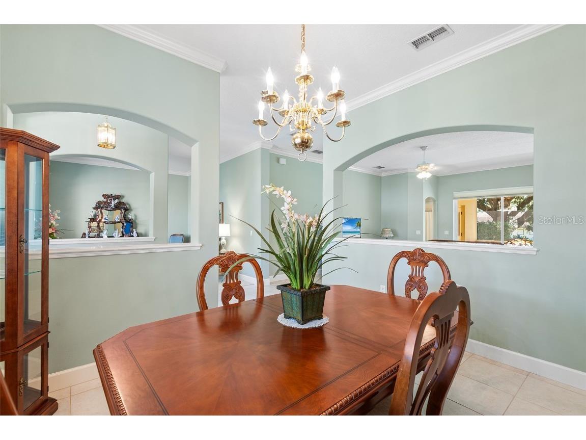 126 Lake Region Circle Winter Haven FL 33881 P4936583 image21