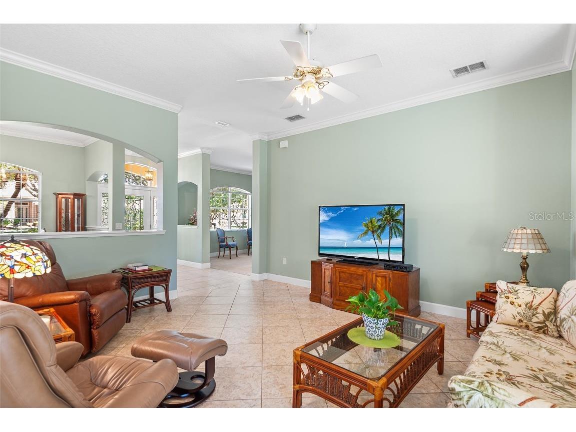 126 Lake Region Circle Winter Haven FL 33881 P4936583 image23