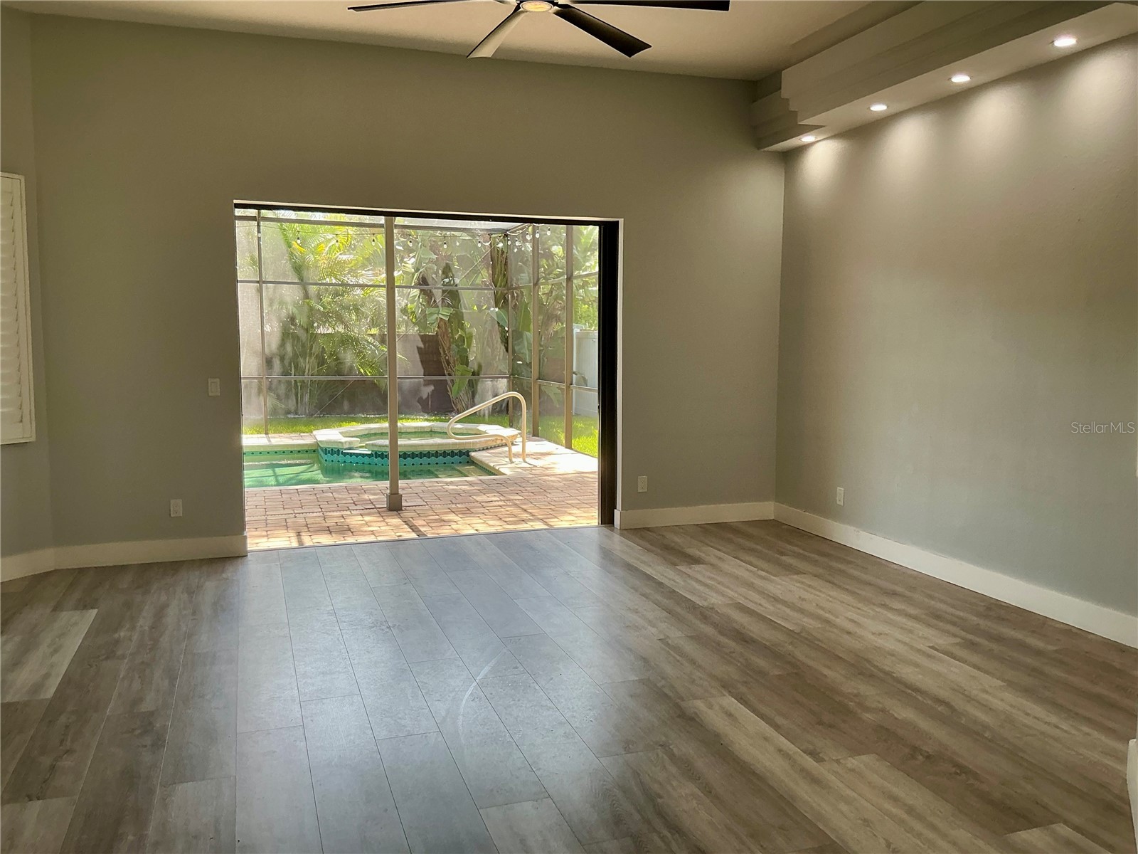 126 Old Oak Circle Palm Harbor FL 34683 TB8526254 image16
