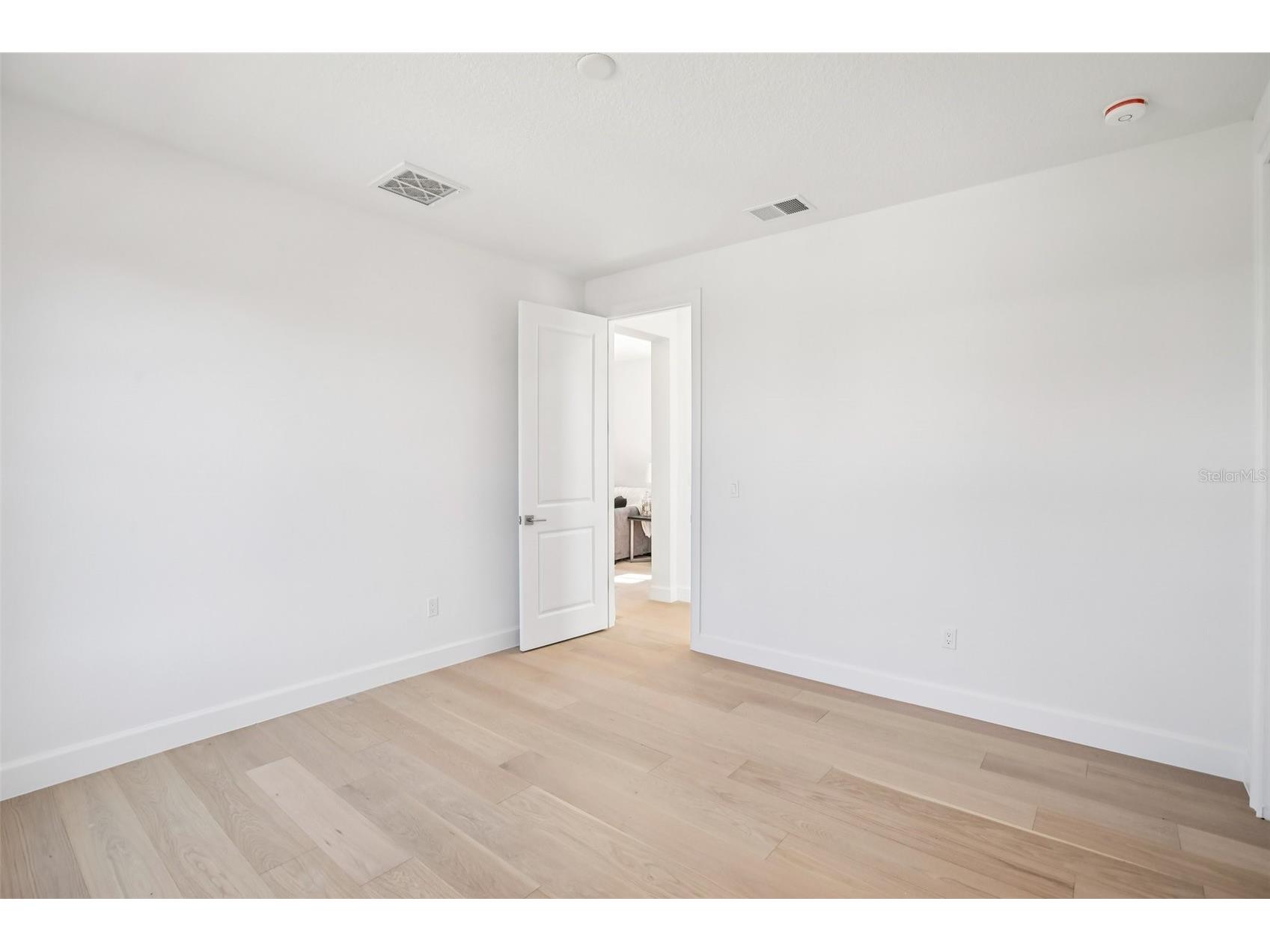 126 Ricardo Way NE Saint Petersburg FL 33704 TB8472653 image28