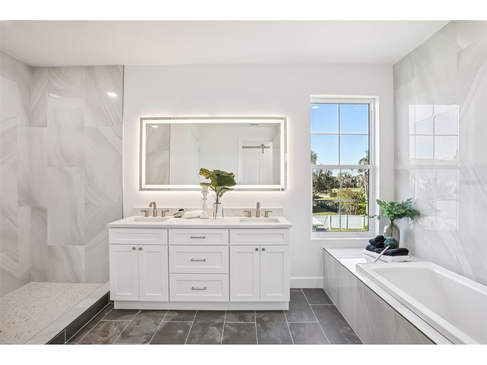 126 Ricardo Way NE Saint Petersburg FL 33704 TB8472653 image33